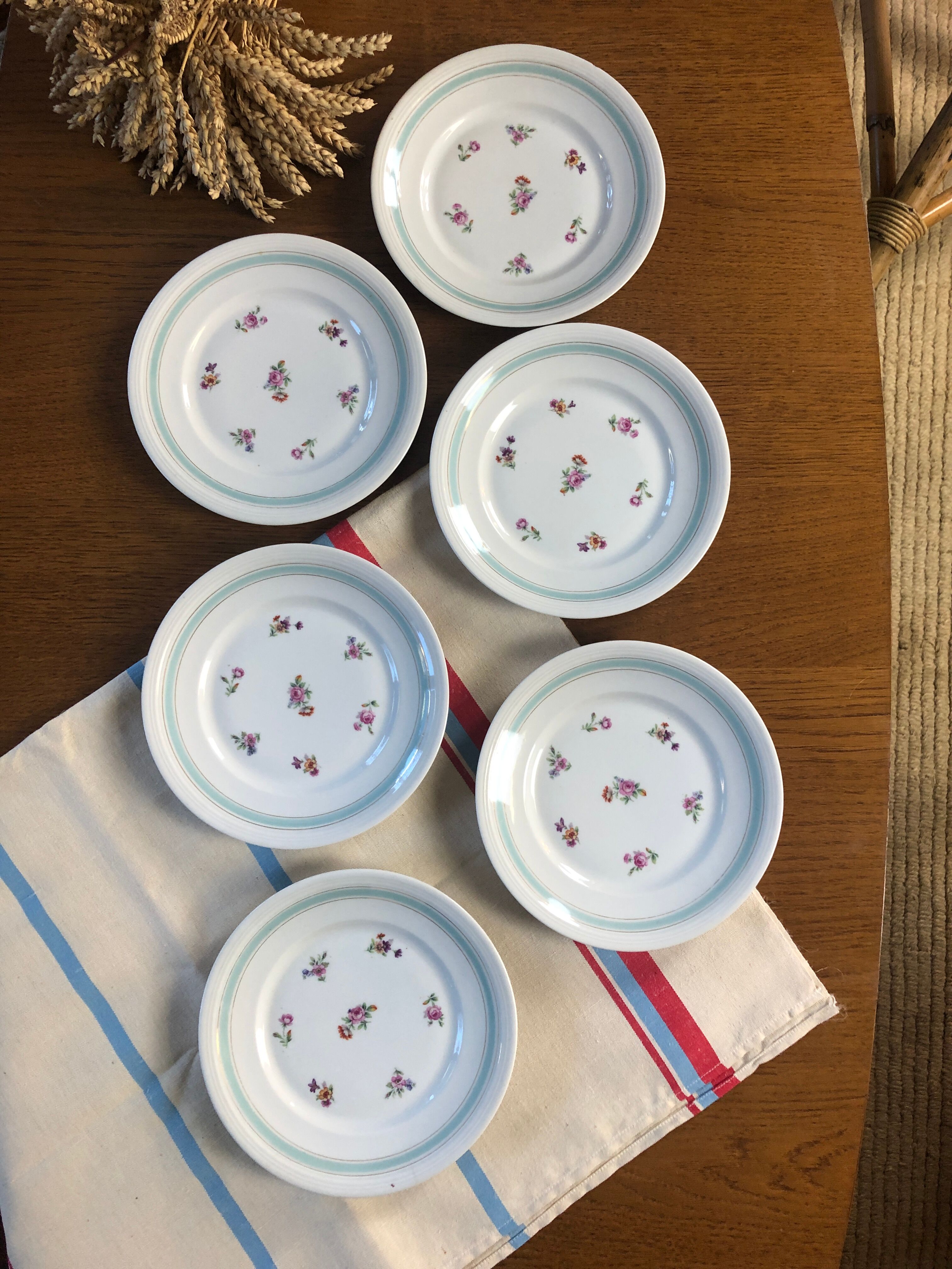 Service de 6 assiettes à dessert en porcelaine VPF