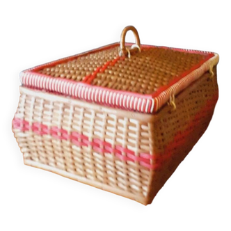 Vintage sewing box from the 50s/60s in rattan and scoubidou