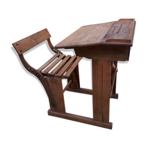 Bureau d'enfant
