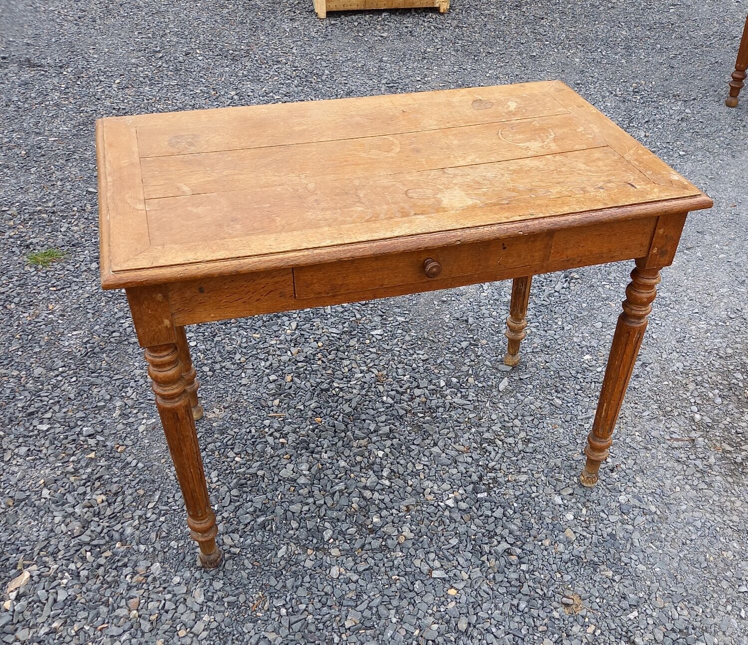 Old oak table 1 drawer