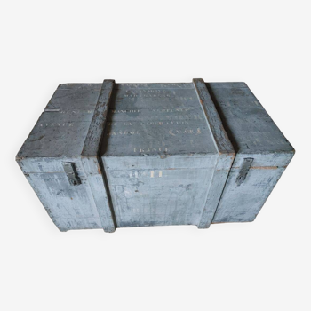 Large trunk/old chest, entirely original - address BANDOL