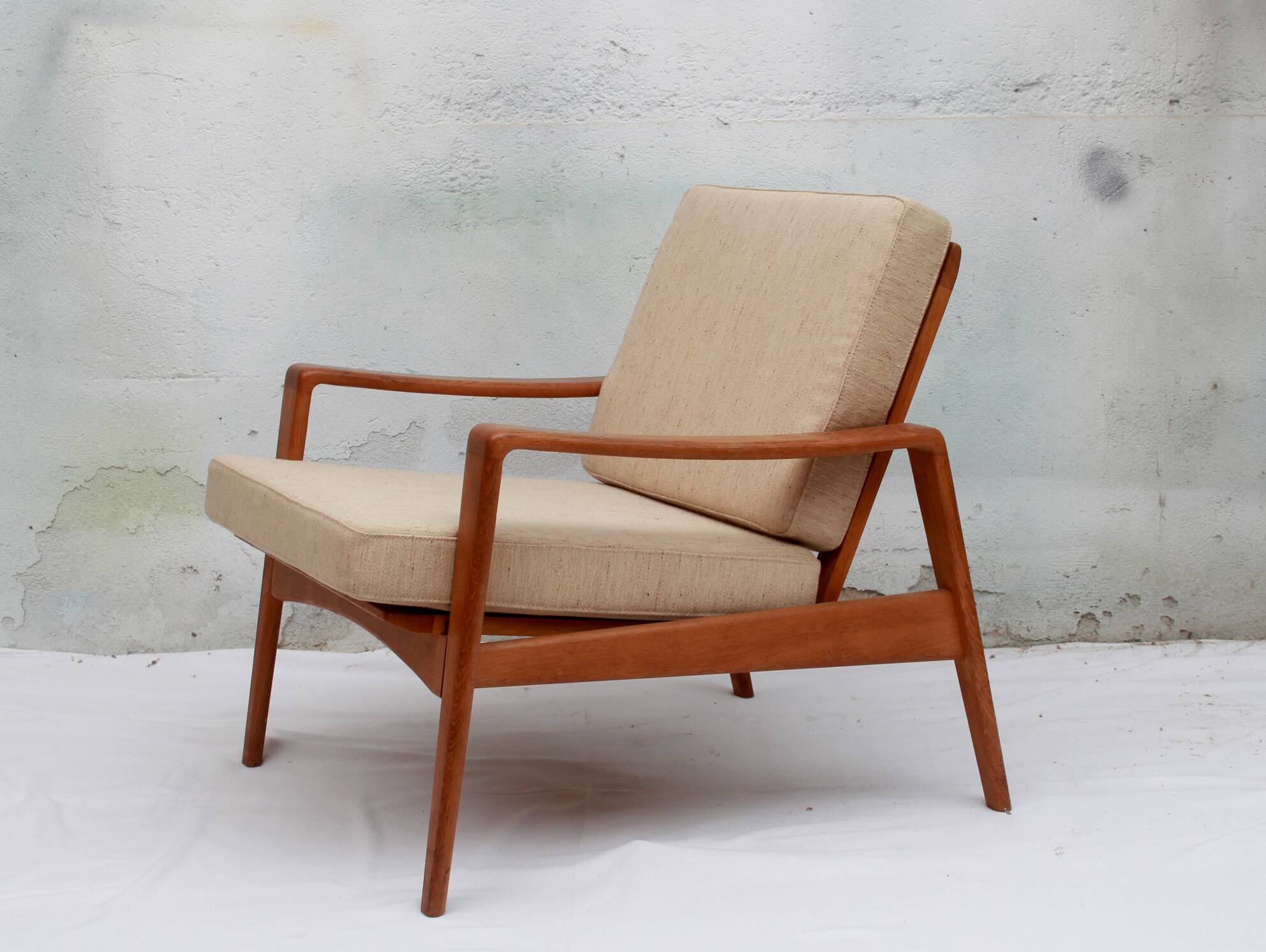 1960s armchair in oak, Arne Wahl Iversen für Komfort
