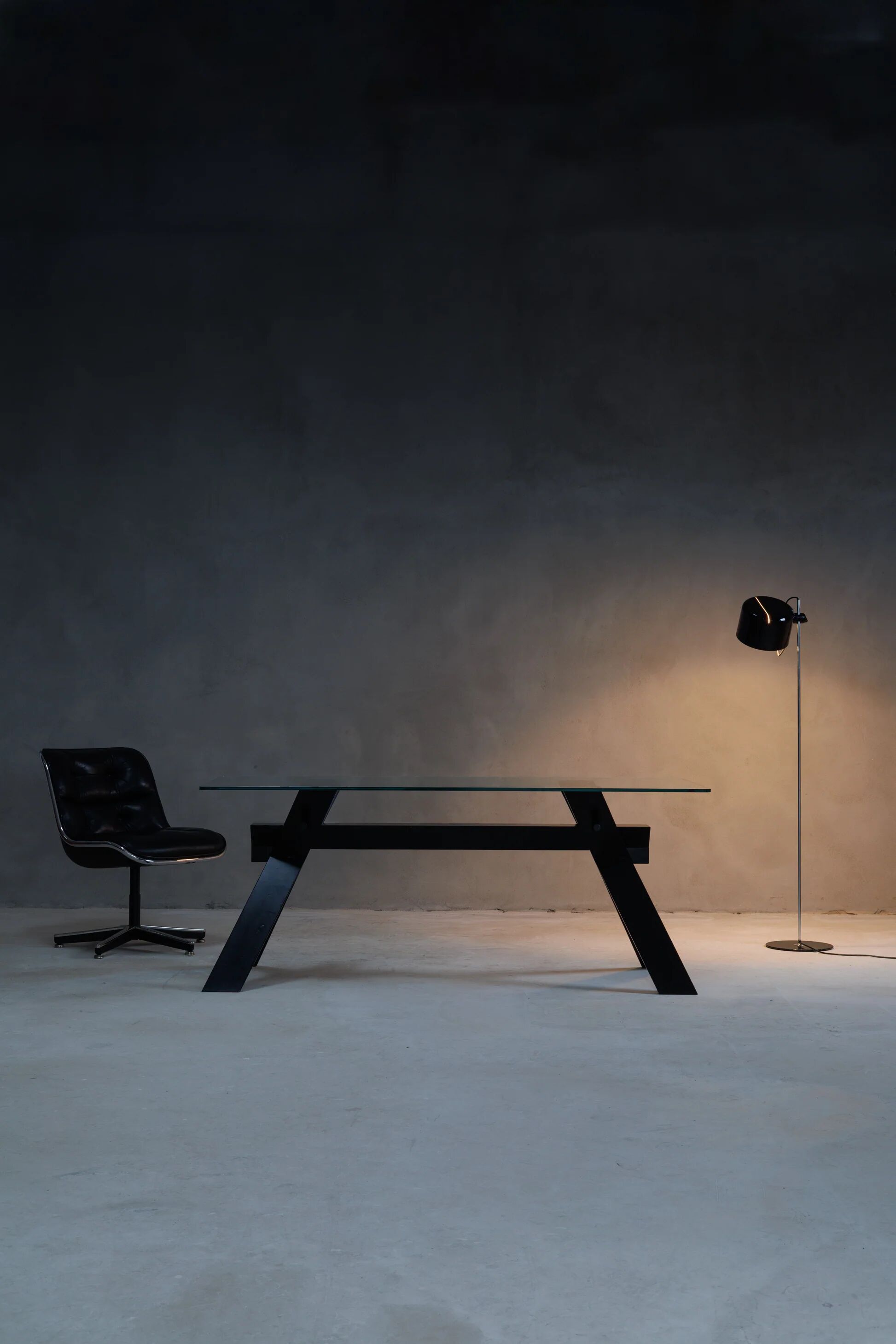 La Piana dining table by Bross