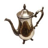 Silver metal pourer