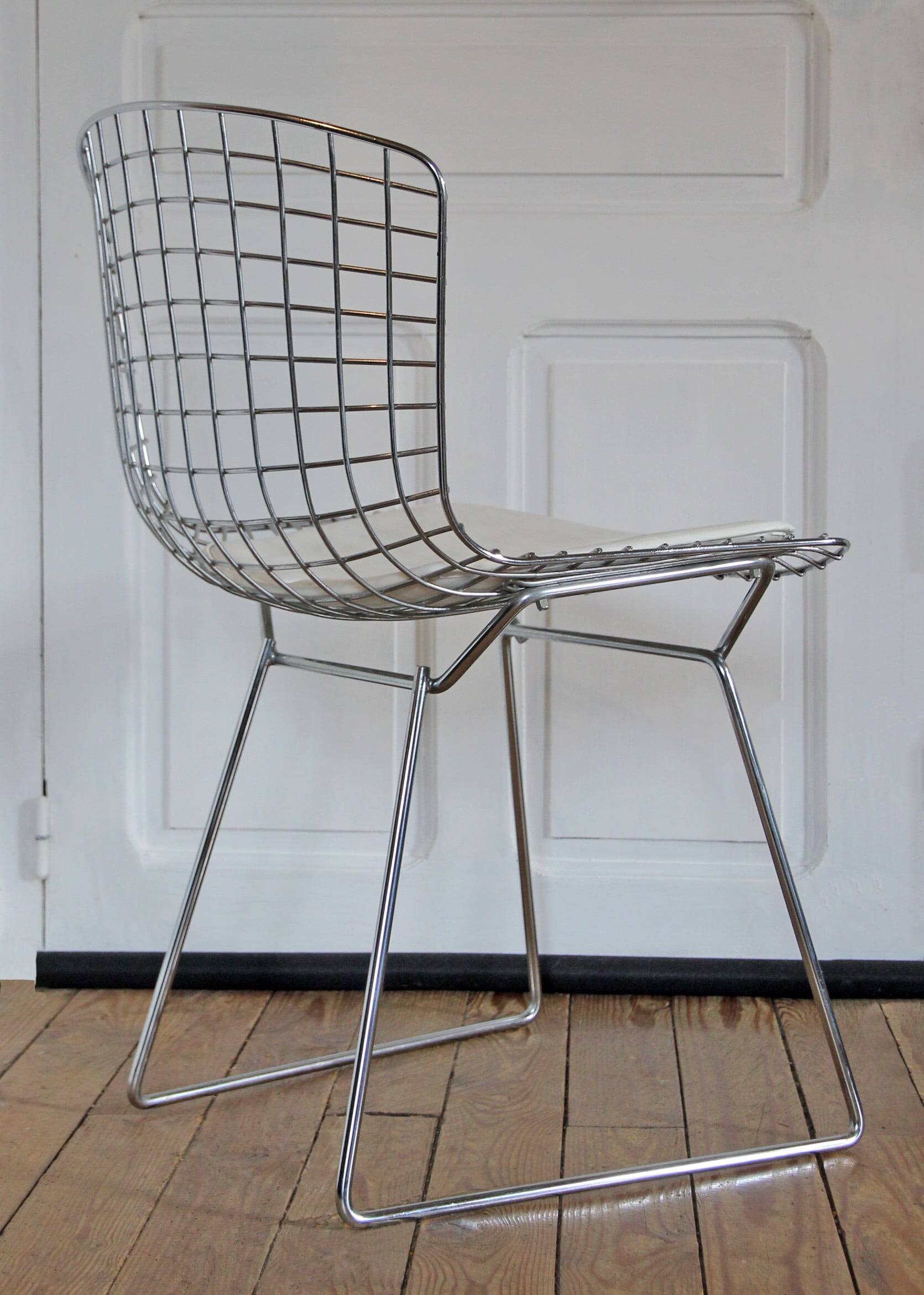 Wire Chair Model 420 by Harry Bertoia For Knoll International