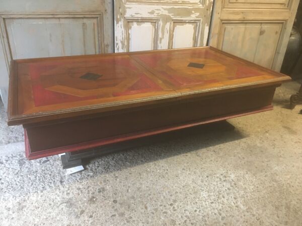 Table basse avec rangement bouteilles et verres en chêne