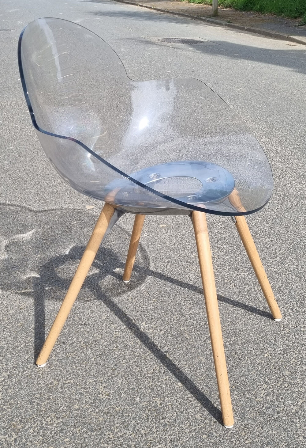 Suite of 6 chairs, wooden cookie legs, design Studio Zetass, Infiniti