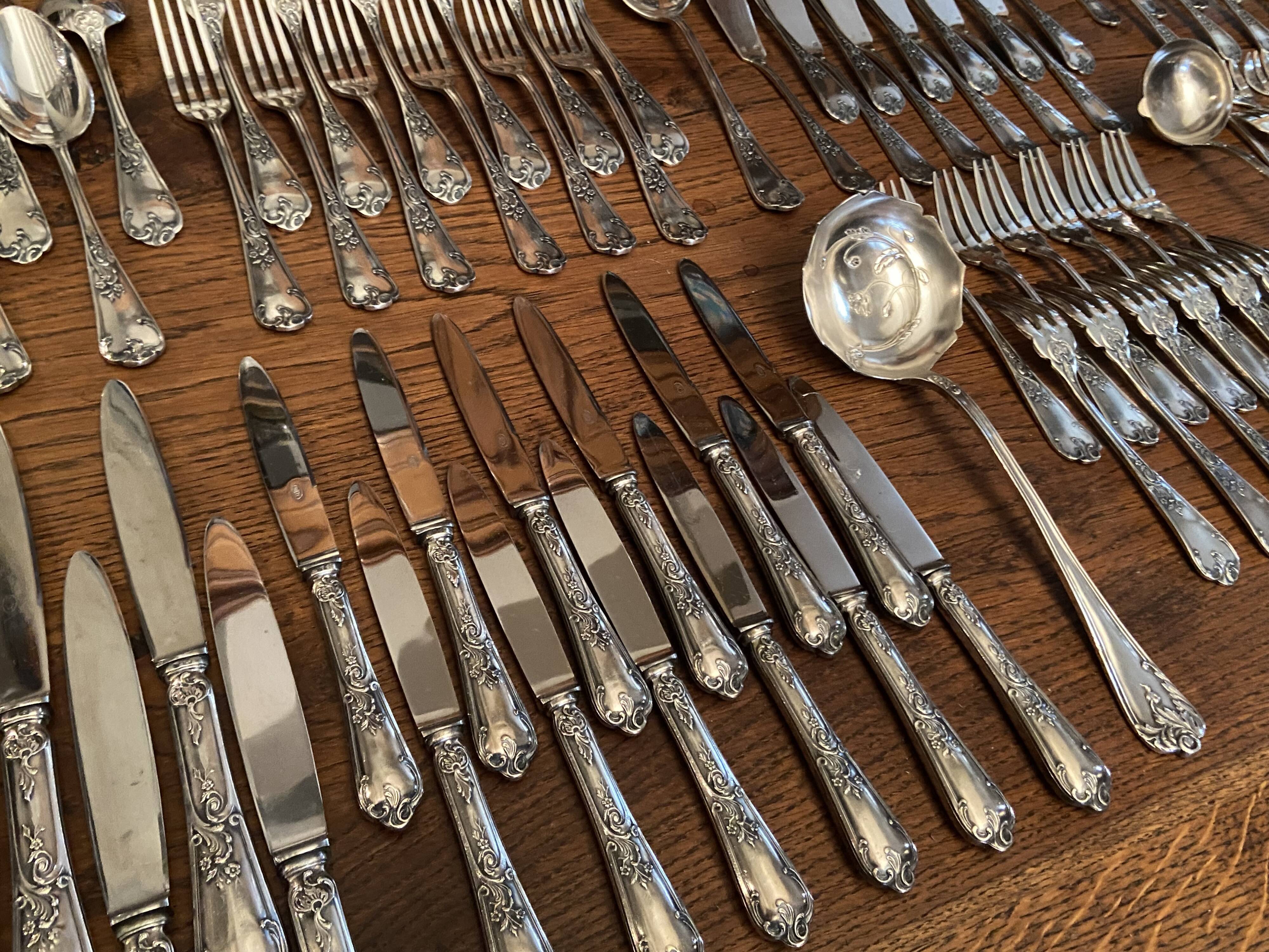 Silver-plated metal cutlery in Louis XV style