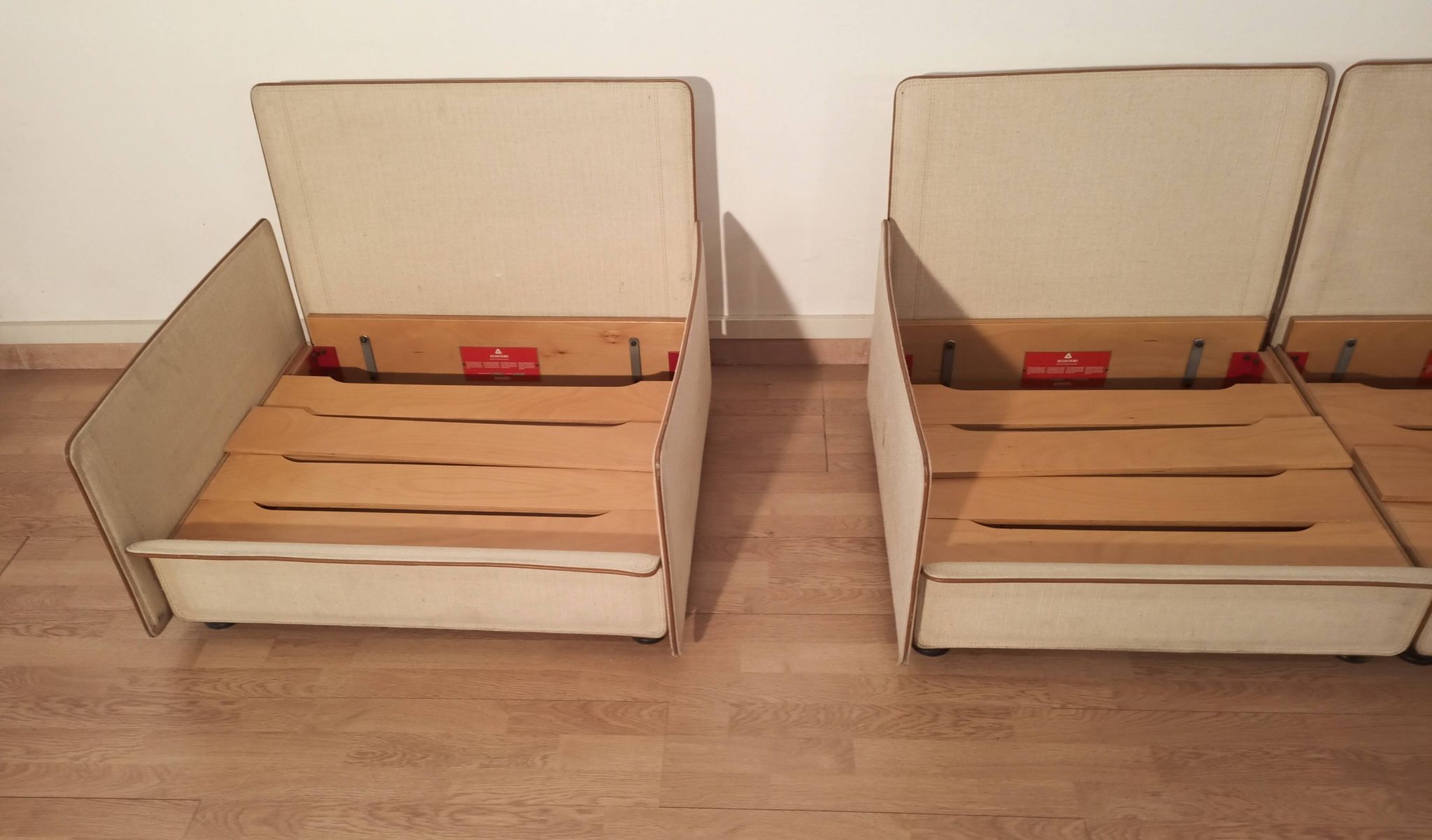 Canapé modulable de Riccardo Arbizzoni pour Zanotta 1978. Modèle Redifiori lot de 5