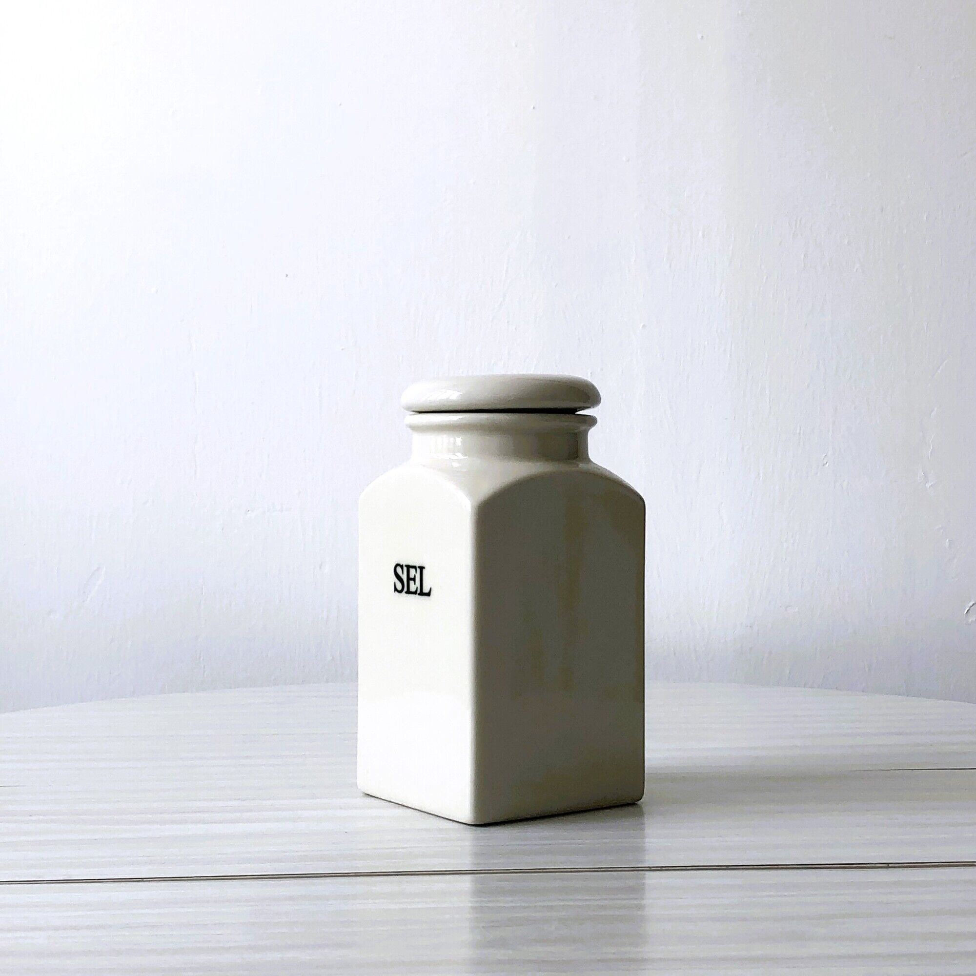 Salt jar ceramic storage of the brand friulana accessori