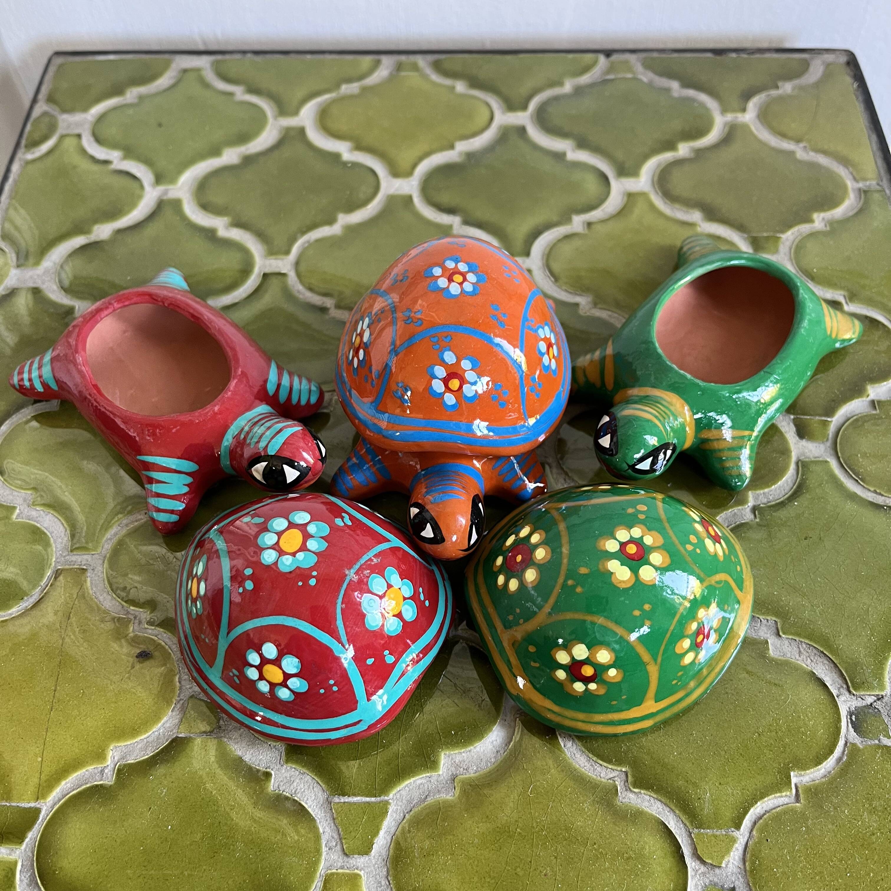 Ceramic turtles Mexican crafts