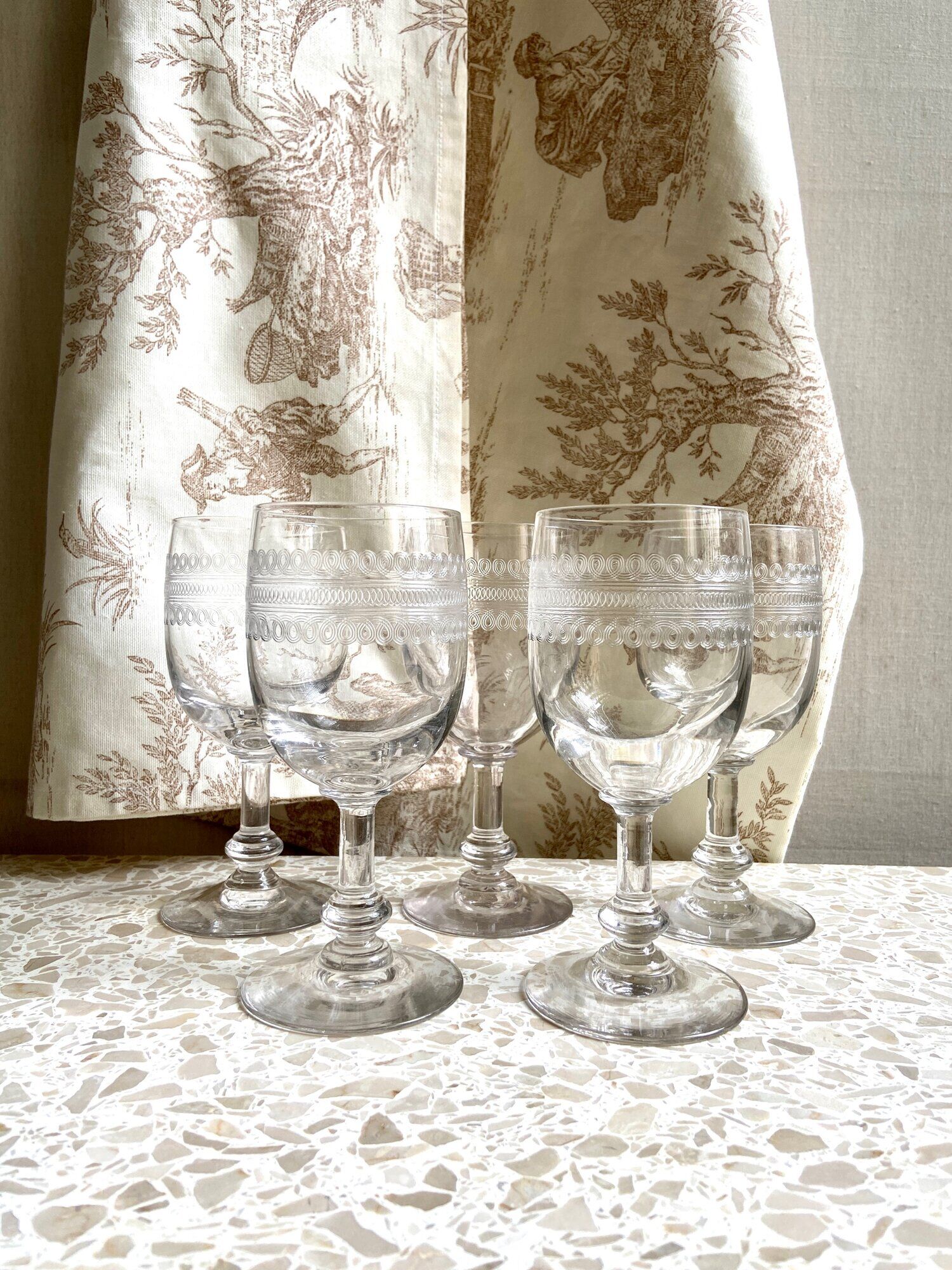 5 engraved glass stemmed glasses