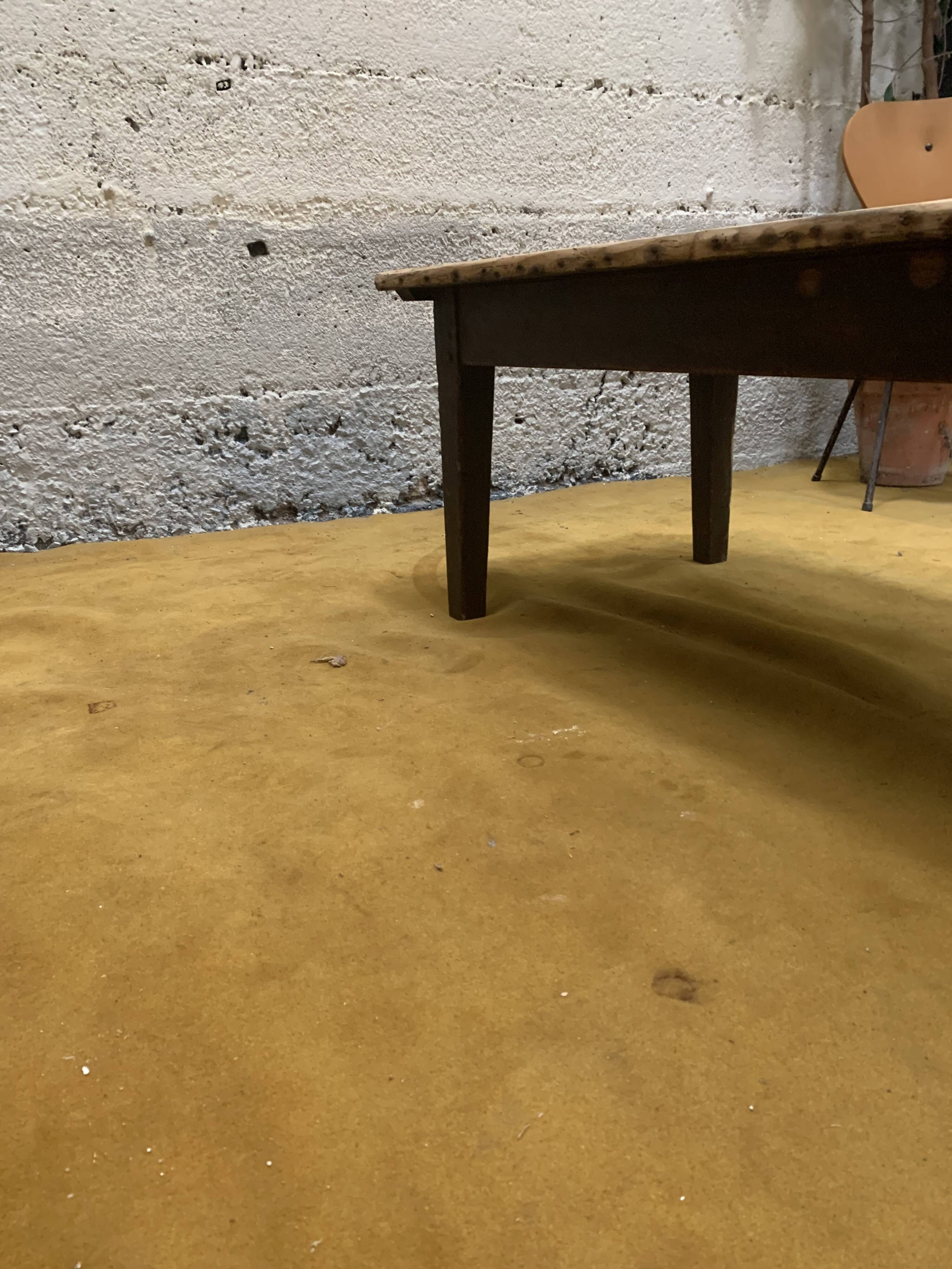 Countryside coffee table