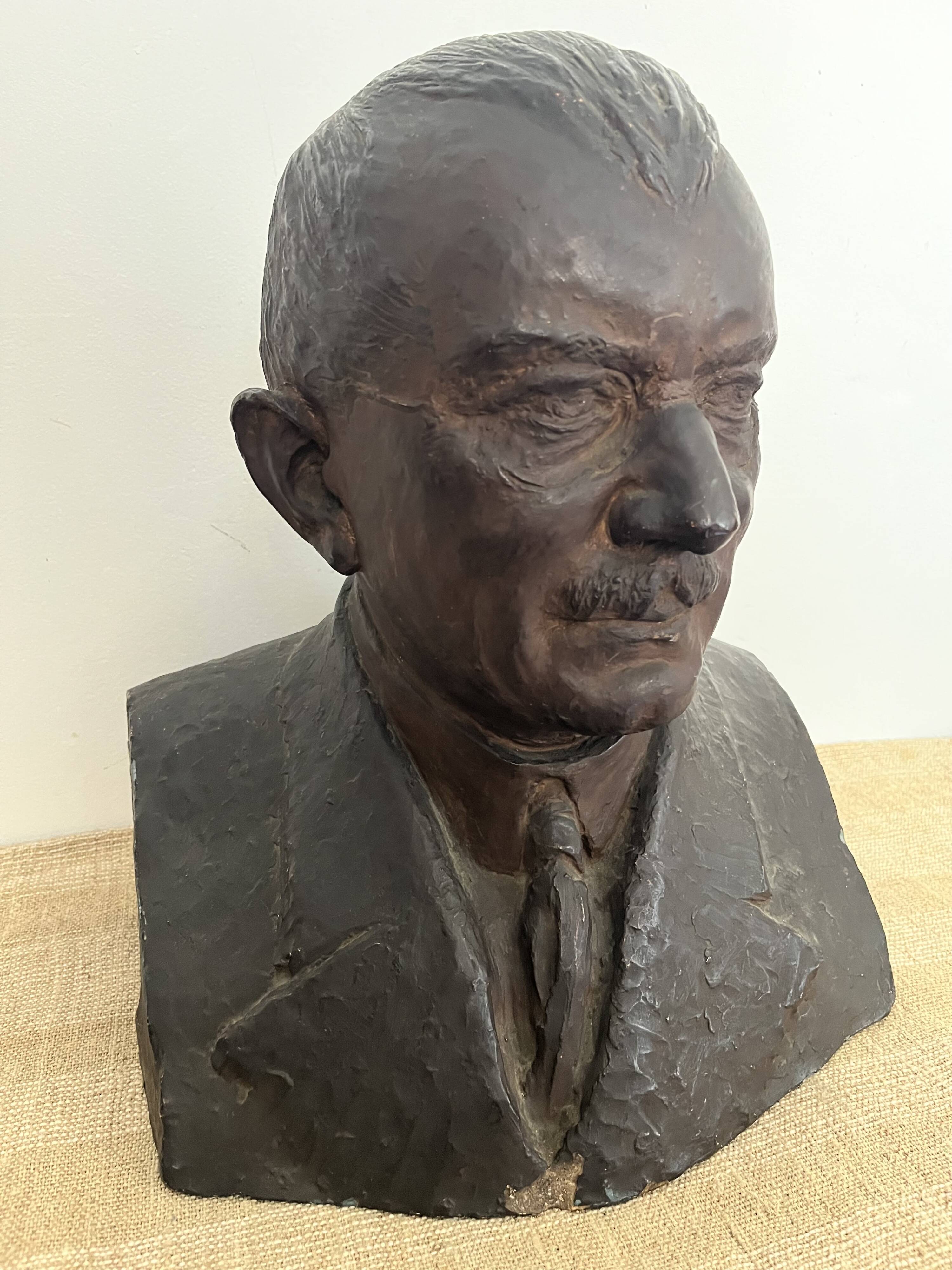 Buste d’homme en plâtre patiné – travail d’atelier, vers 1900