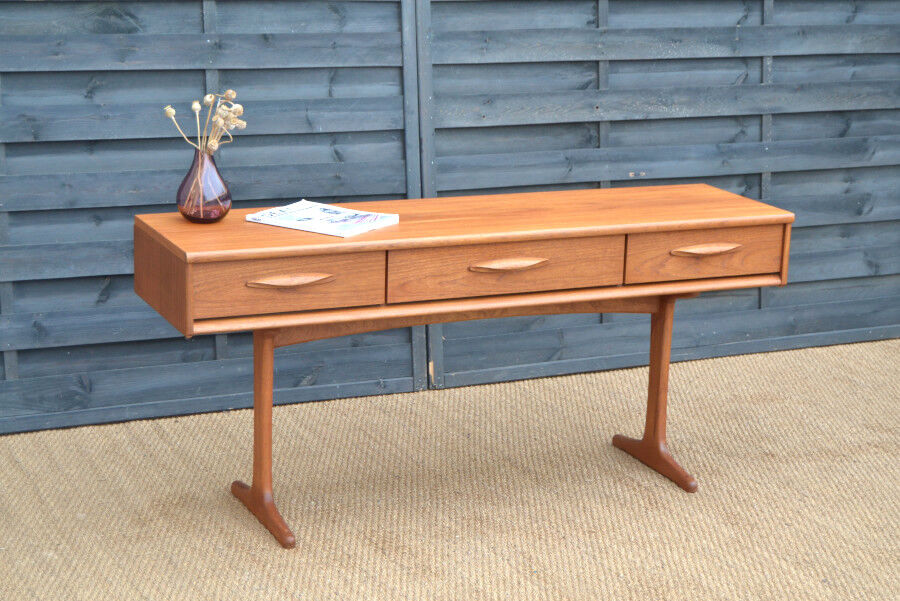 Console by Franck Guille for AustunSuite