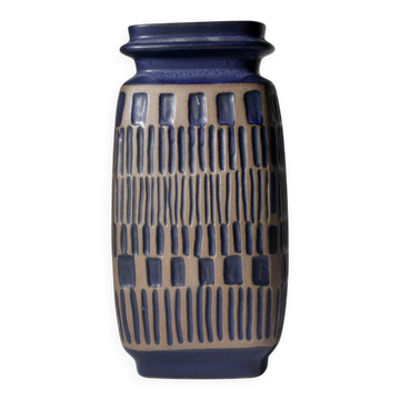 Vase en grès Relief Pattern de Berit Ternell pour Upsala-Ekeby, années 1960.
