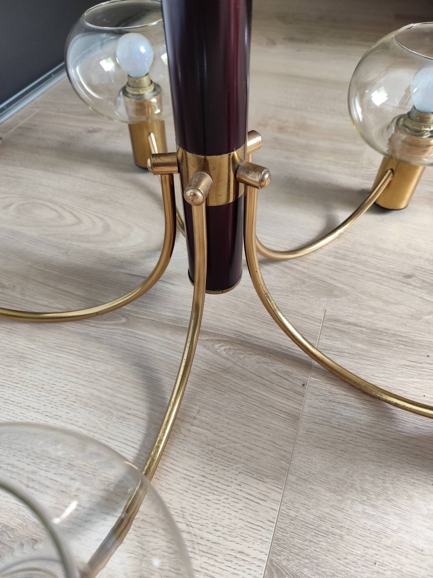 Pair of matching brass and bakelite chandeliers, 3 and 5 branches, 70s milk