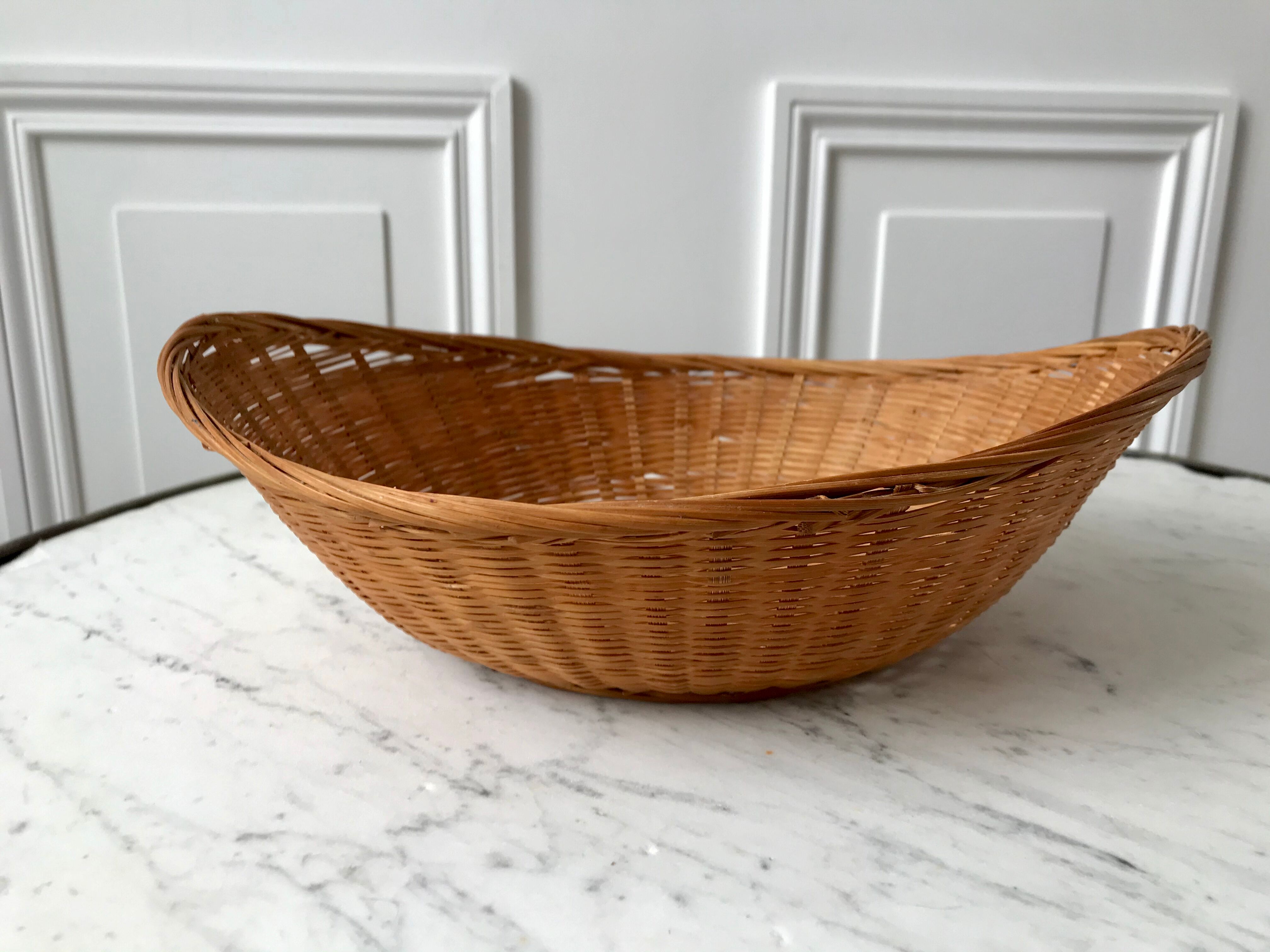 Wicker basket / rattan 70s