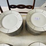 Bernardaud rare table service with platinum pattern art deco