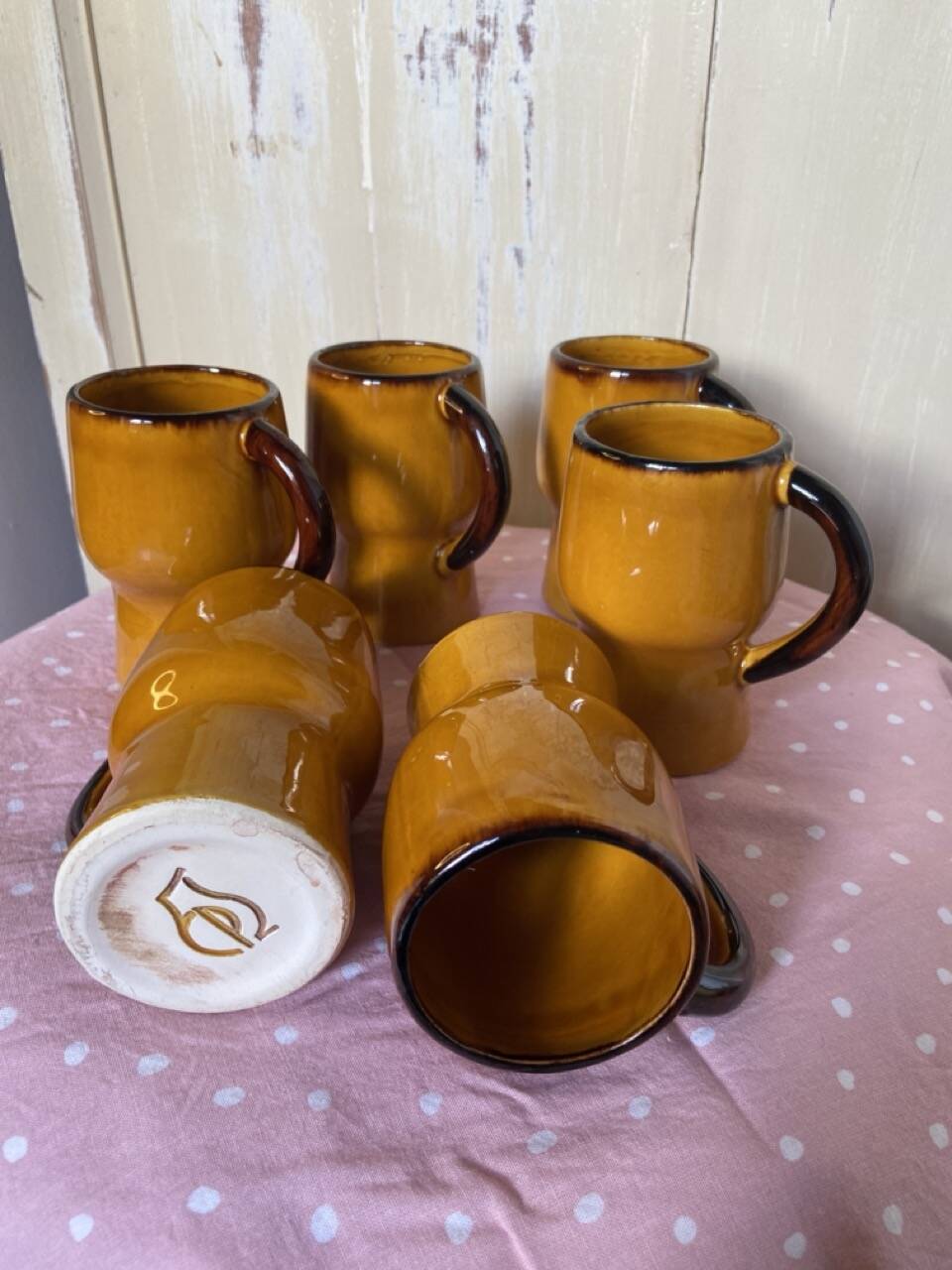 Vintage orange mugs 70s