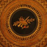 Elegant 20th century Sorrento table