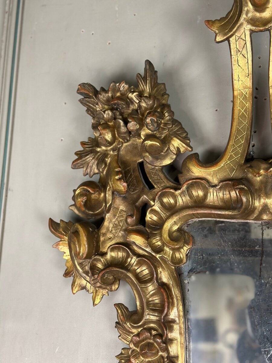 Pair of carved and gilded wooden mirrors, Italy 19th century