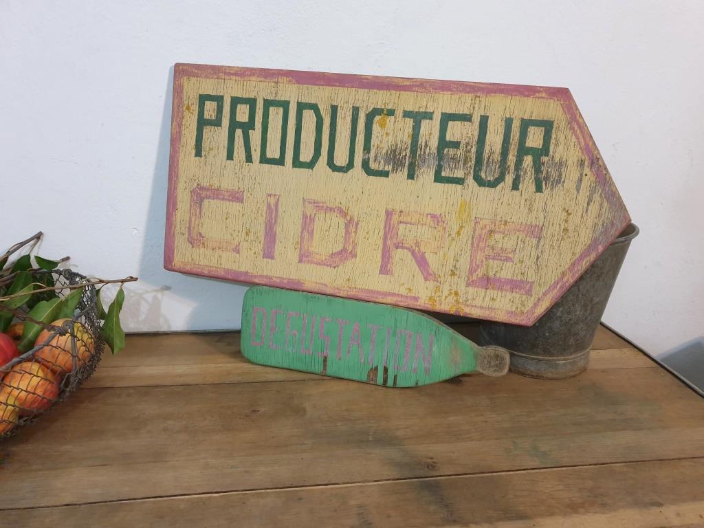 Producer sign