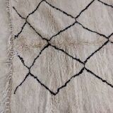Handmade wool Berber rug 255 x 150 cm