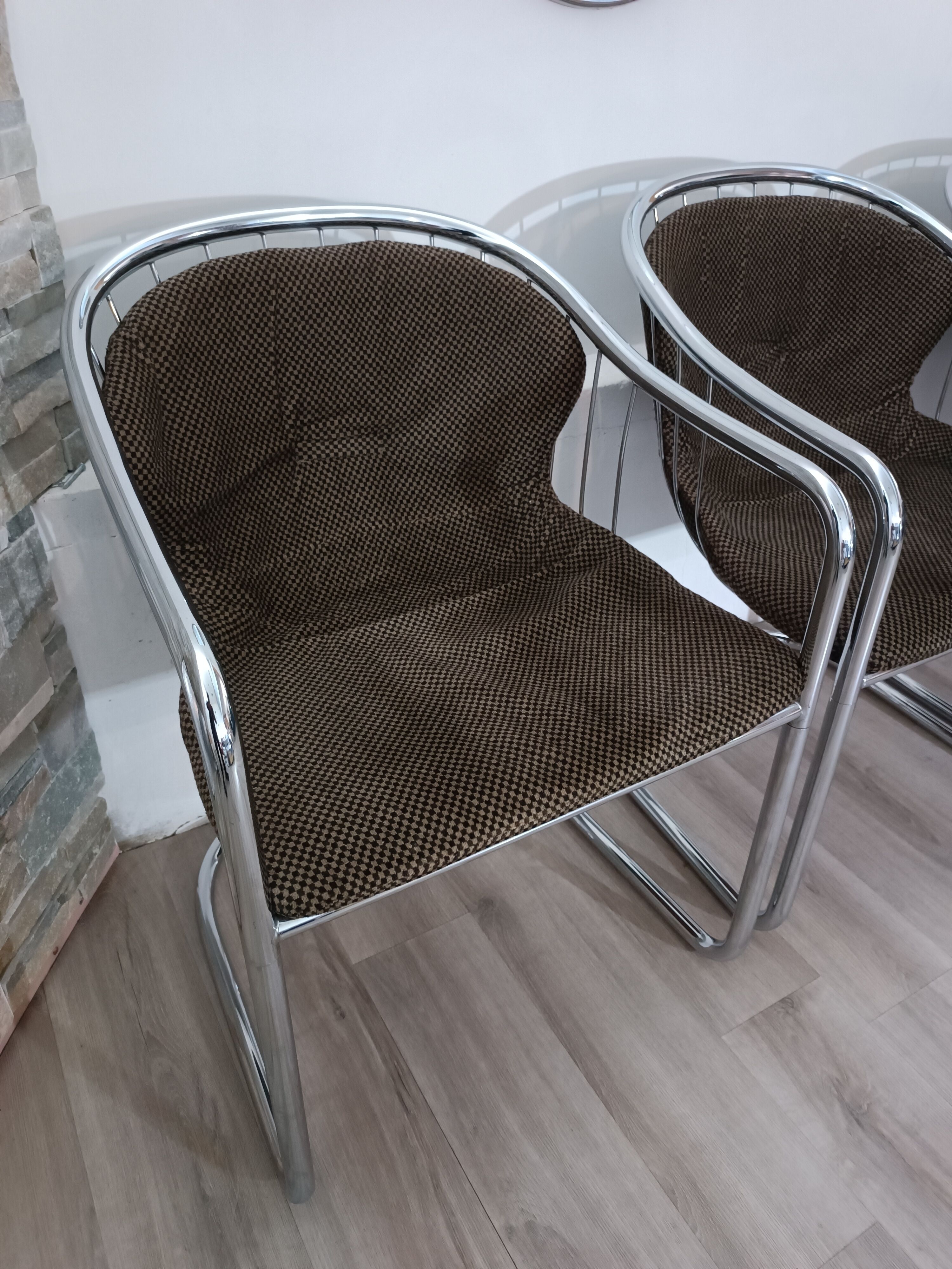 Chaises cantilever par Gastone Rinaldi pour Rima 1970s