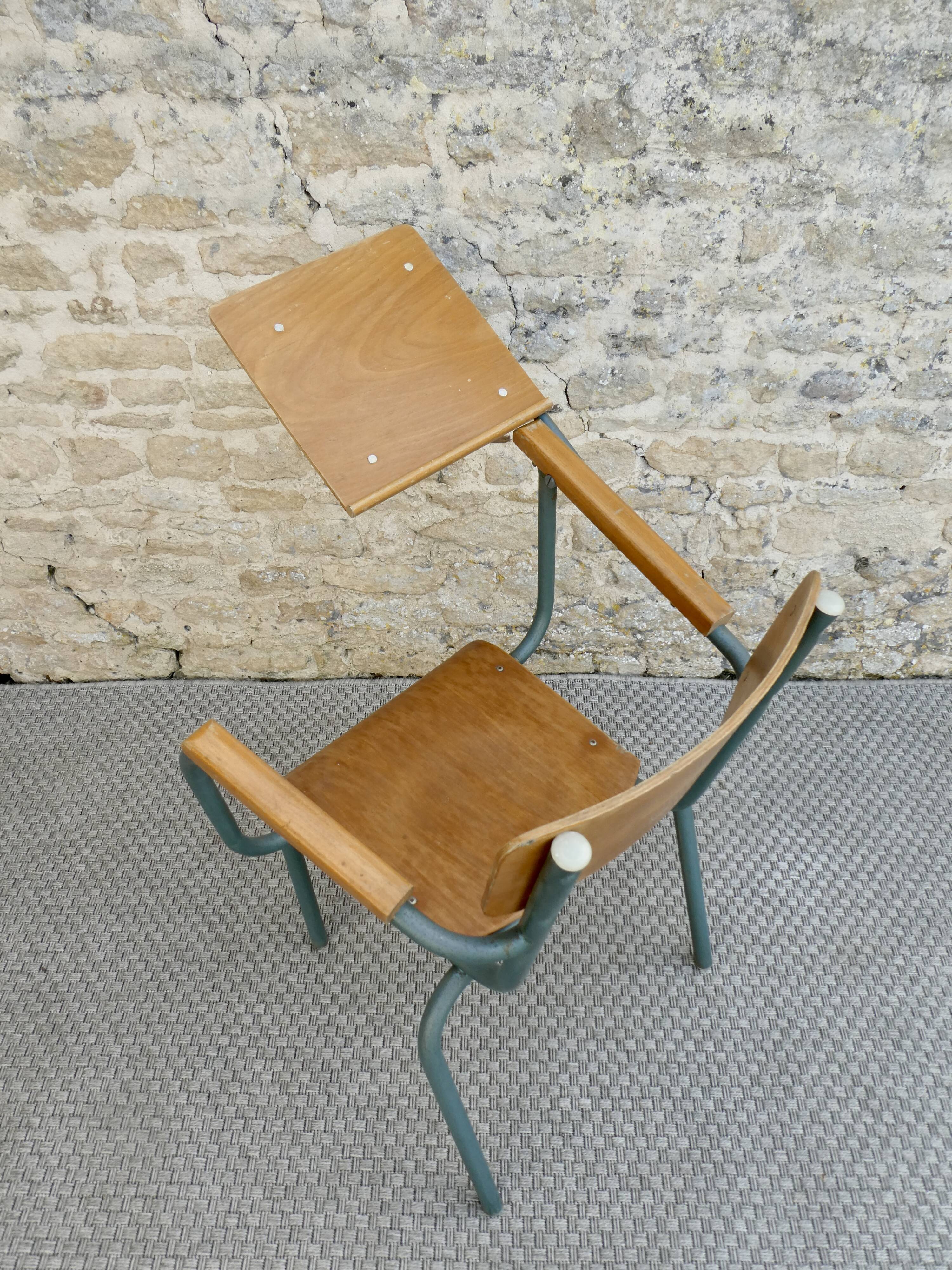 Student chair in wood and metal, circa 1960.