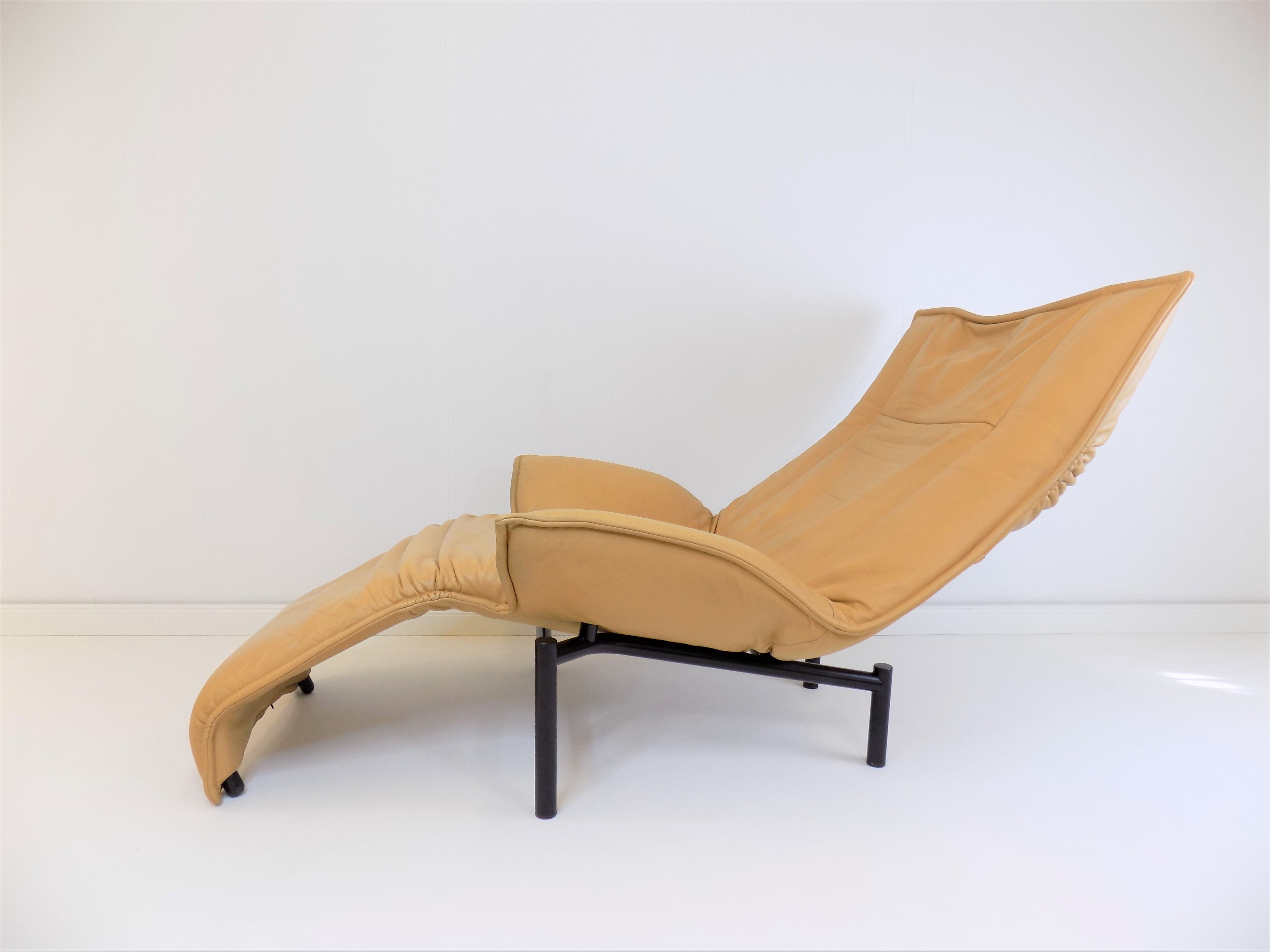 Cassina Veranda leather armchair by Vico Magistretti