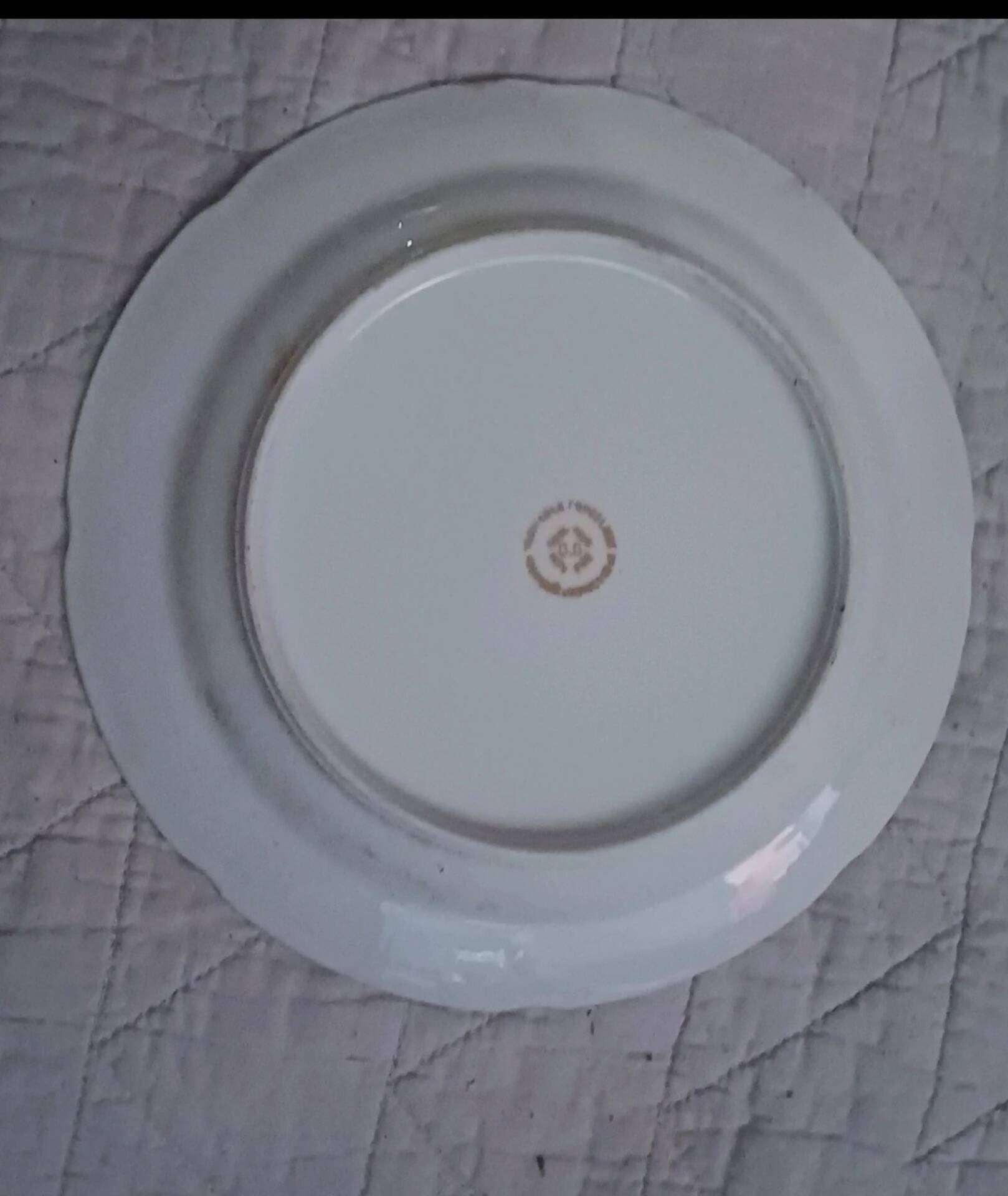 Set of 6 vintage dessert plates from Porcelaine de Vierzon.