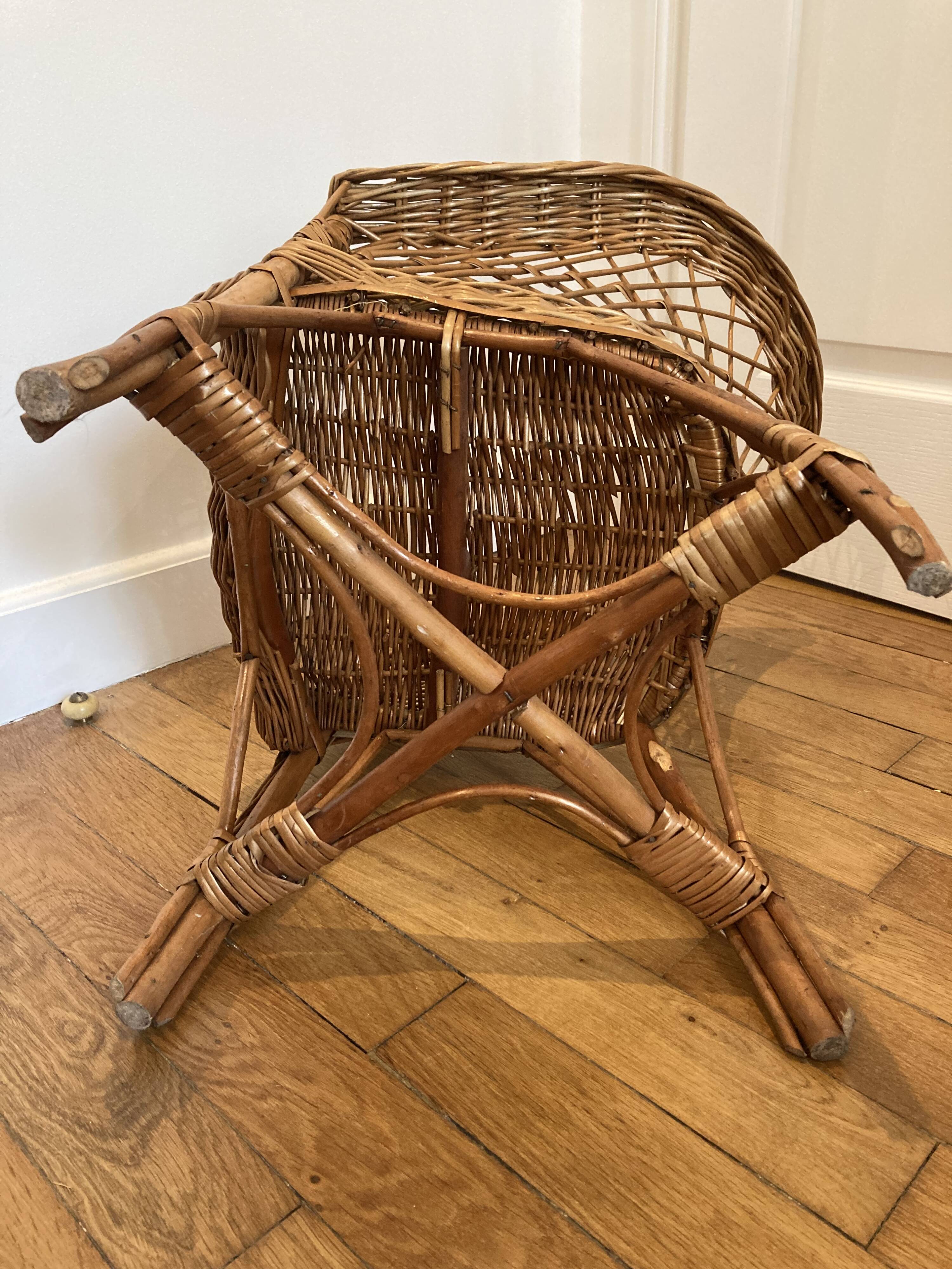 Wicker children's chair