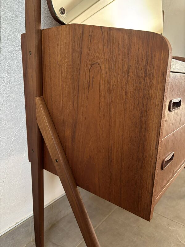 Coiffeuse vintage danoise en teck des années 60 estampillée Ag Spjel Kobber