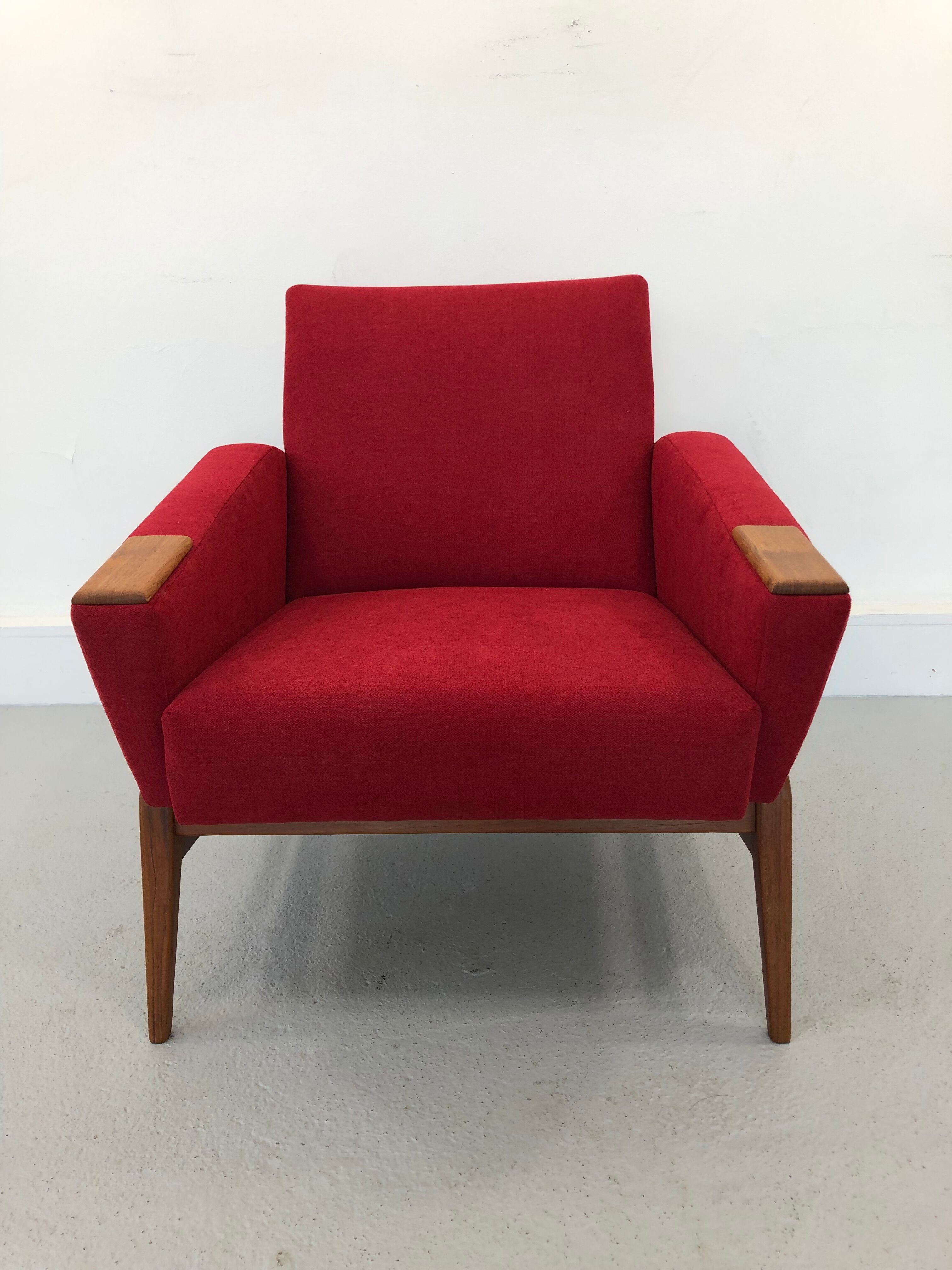 DANISH DESIGN ARMCHAIR IN WOOL & TEAK WOOD, 1970S