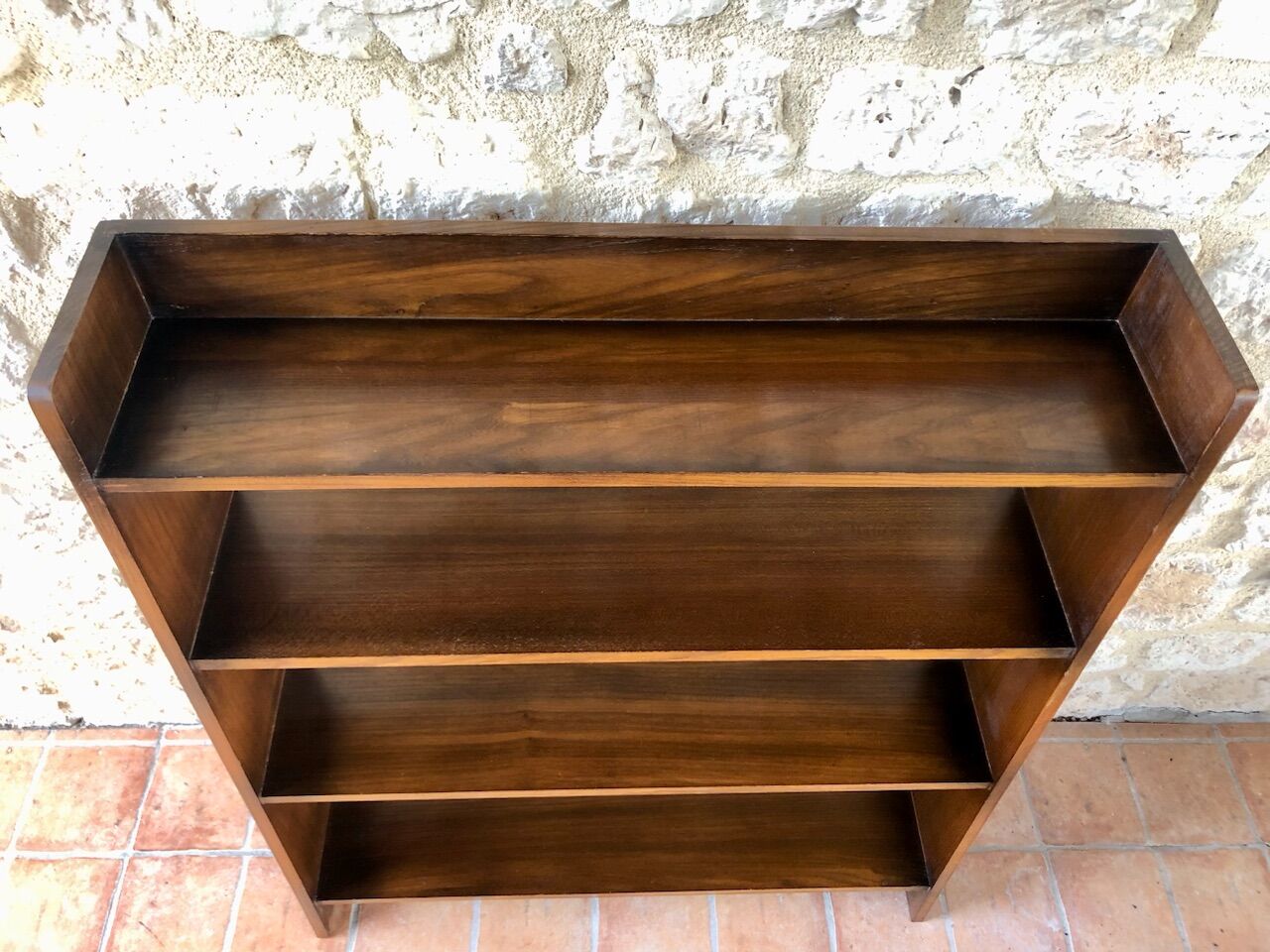 Vintage stand-pedding, Scandinavian style shelf by Herbert Gibbs, circa 60