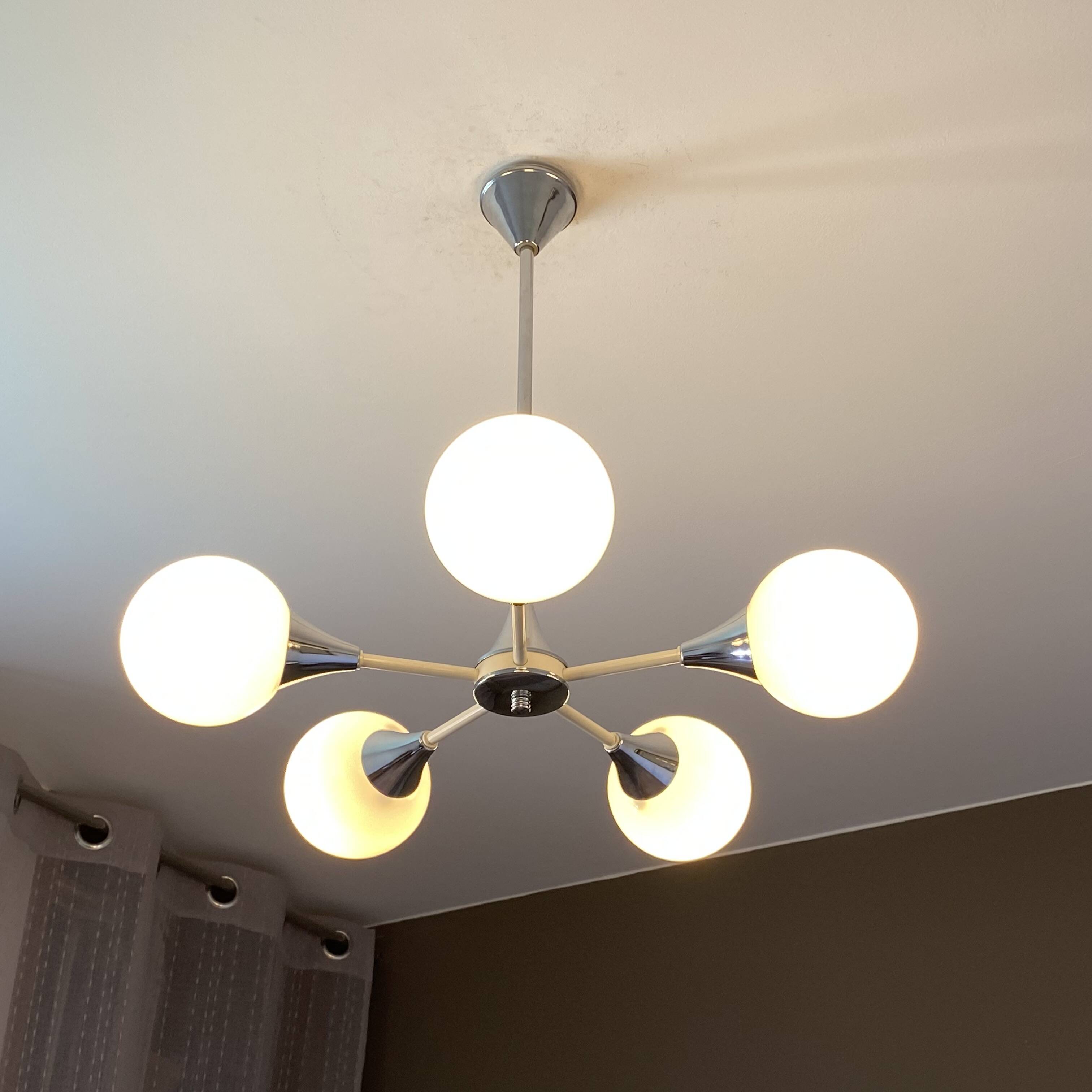 Sputnik chandelier with 5 globes. 1970. Space Age.