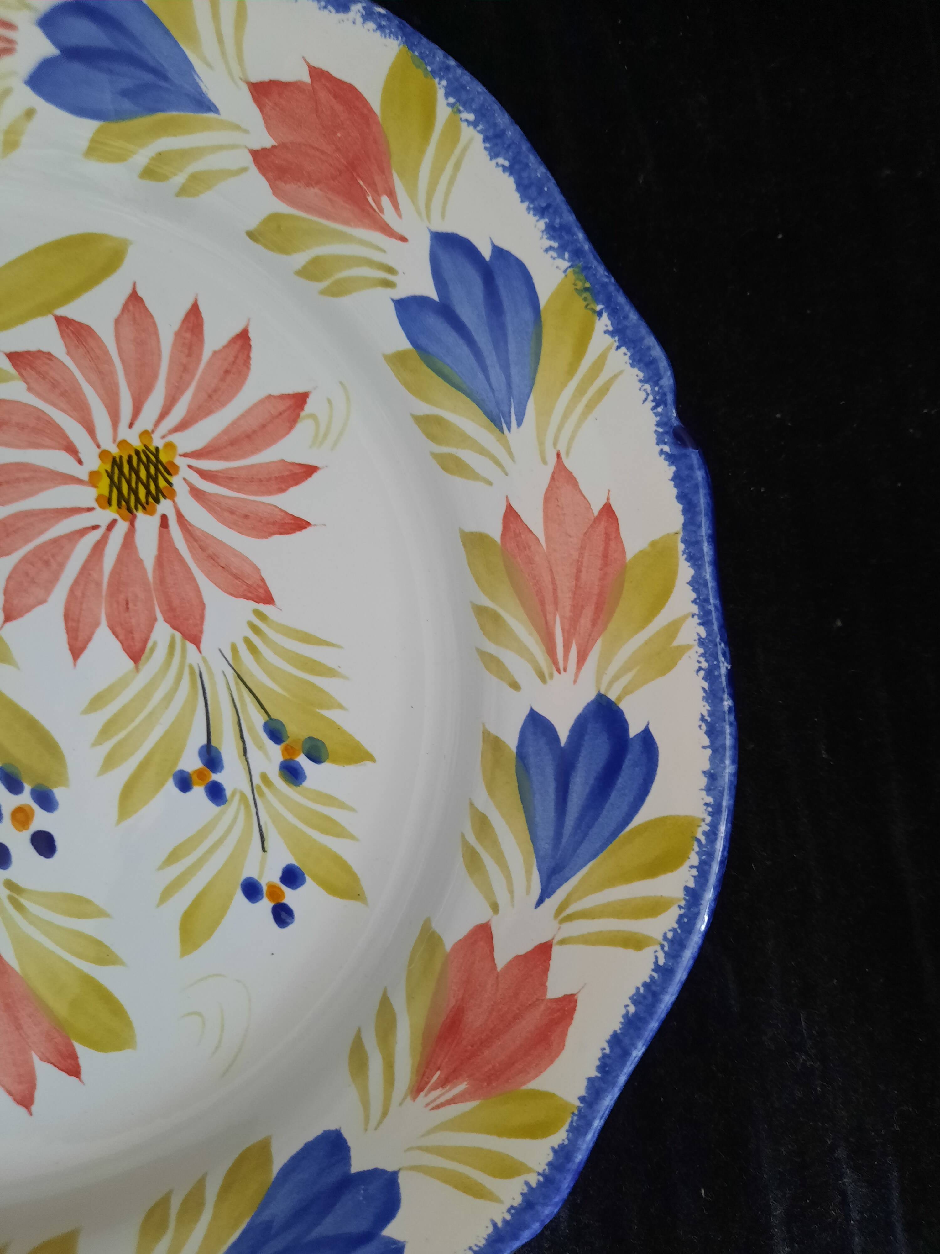 Old flat plate faience hb quimper hand-painted floral decoration