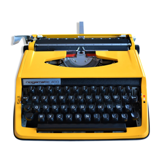 Nogamatic 400 yellow typewriter by Brother, 70s