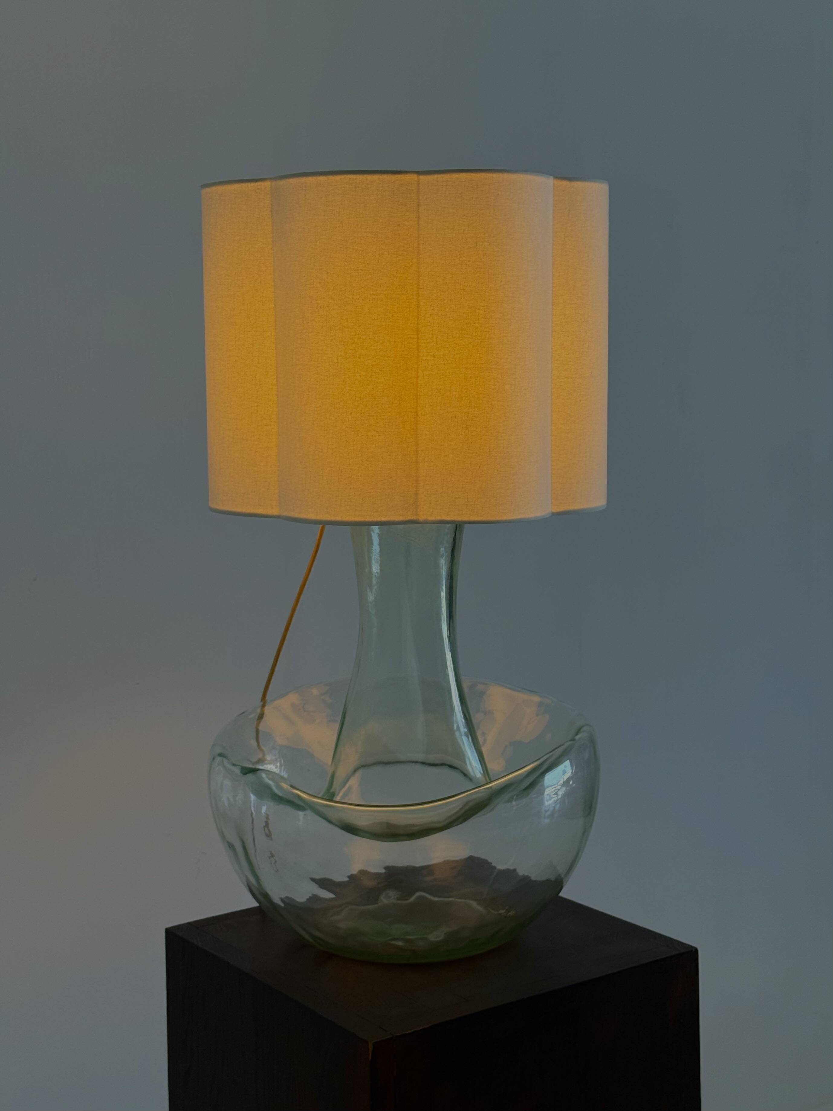 Large vintage table lamp with sculptural glass base