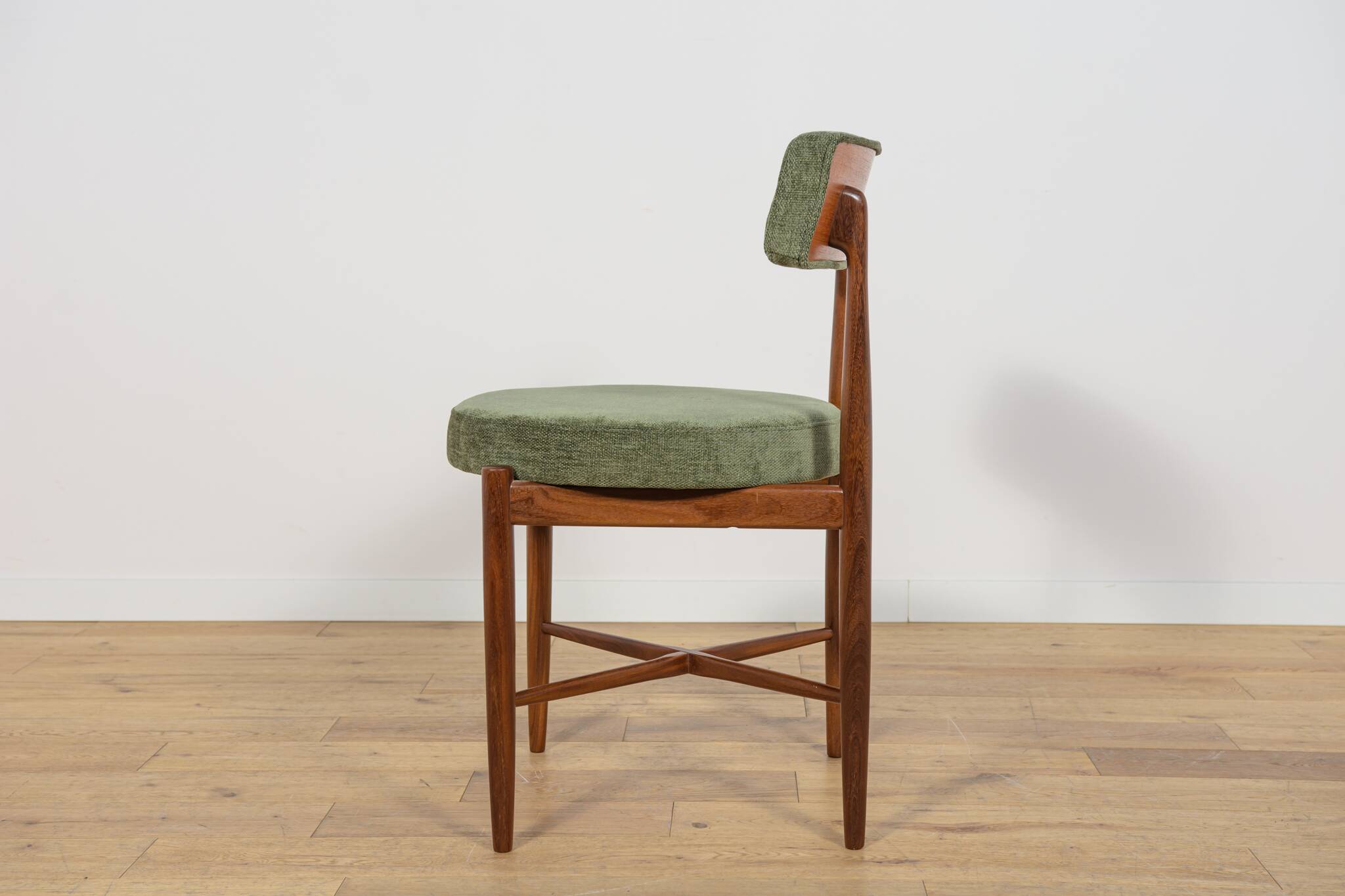 Mid-Century Teak Dining Chairs by Ib Kofod Larsen for G-Plan, 1960s.