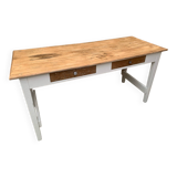 Farmhouse table