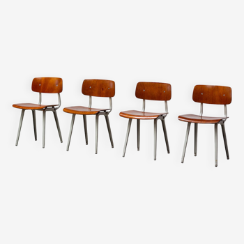 Quatre chaises Revolt de 1950 par Design Friso Kramer