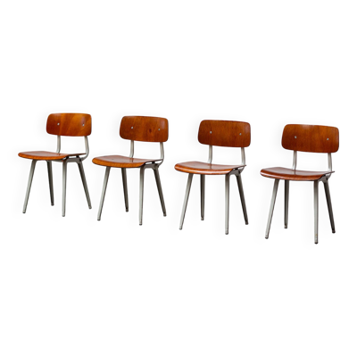 Quatre chaises Revolt de 1950 par Design Friso Kramer
