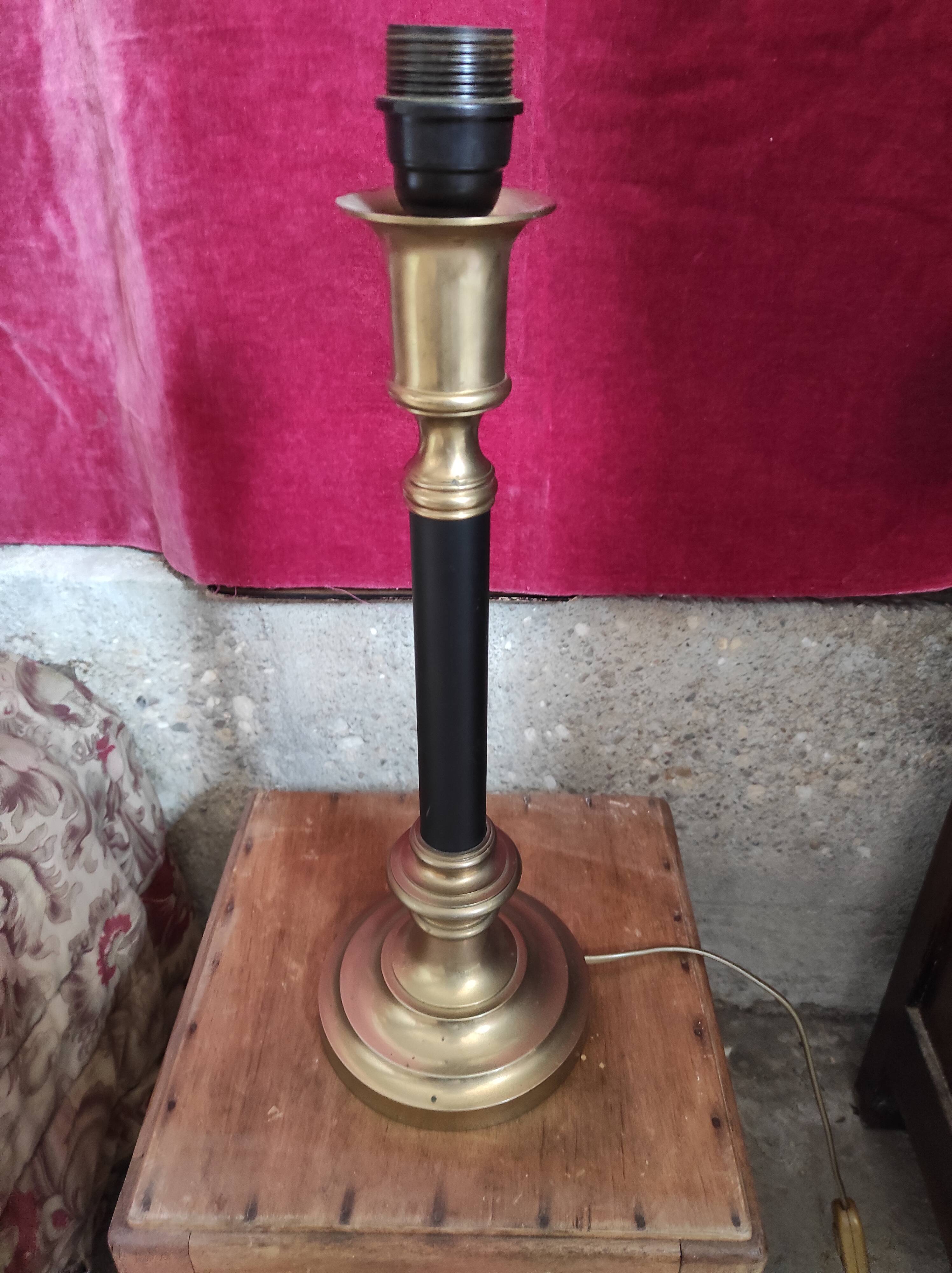 Living room lamp in gilded and black bronze