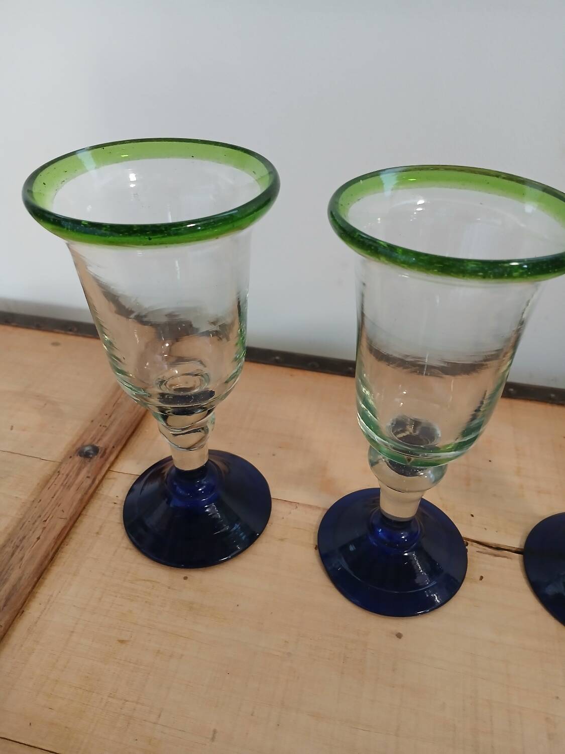 3 stemmed glasses in bubble and blown glass