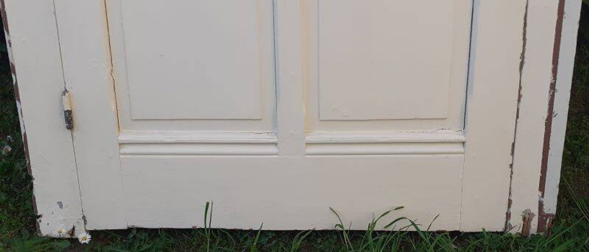 81.2x212 door and old molded paneled communication frame