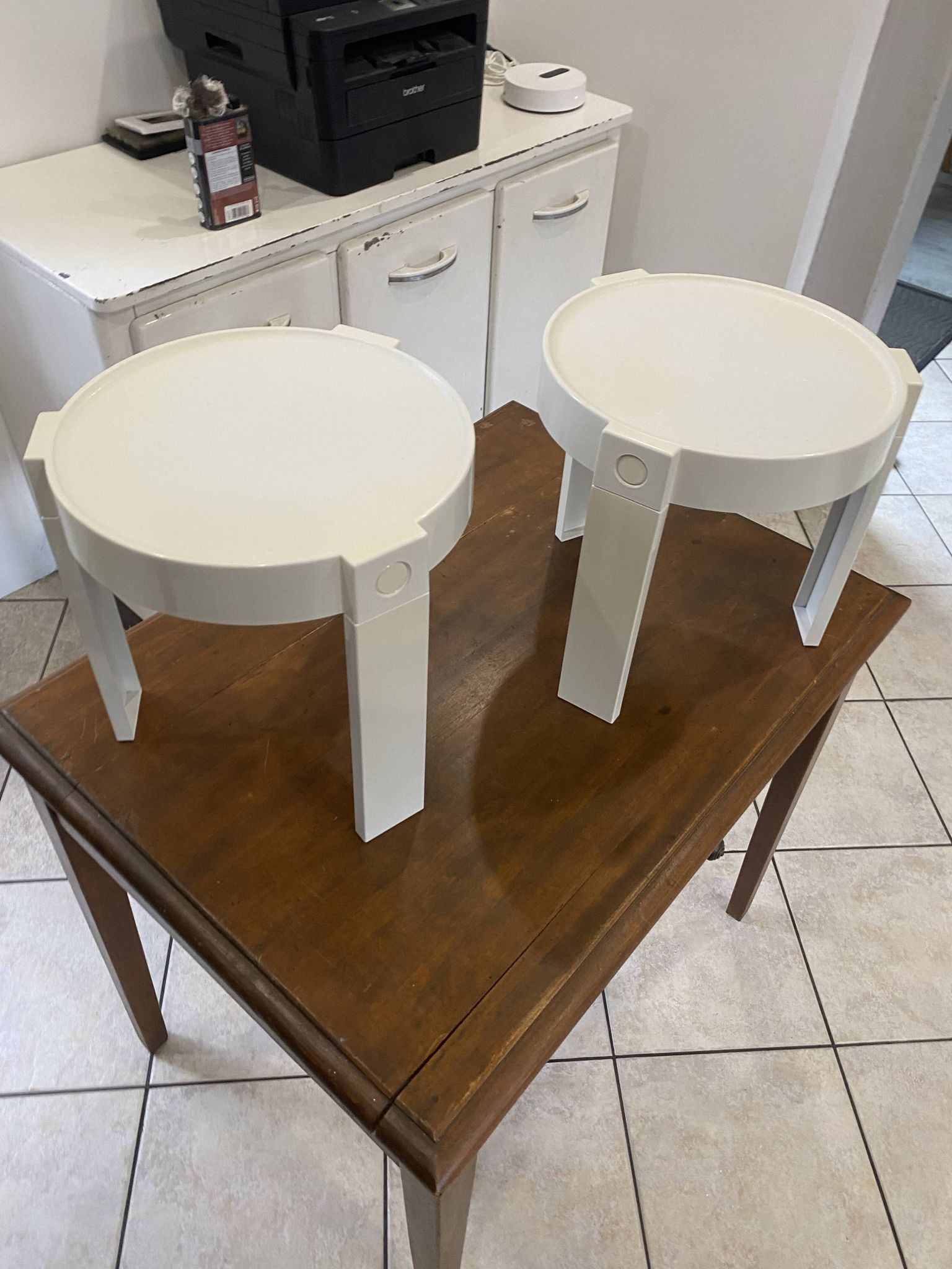 Paire de tables basse appoint chevet gigogne ronde Marc Held pour Prisunic