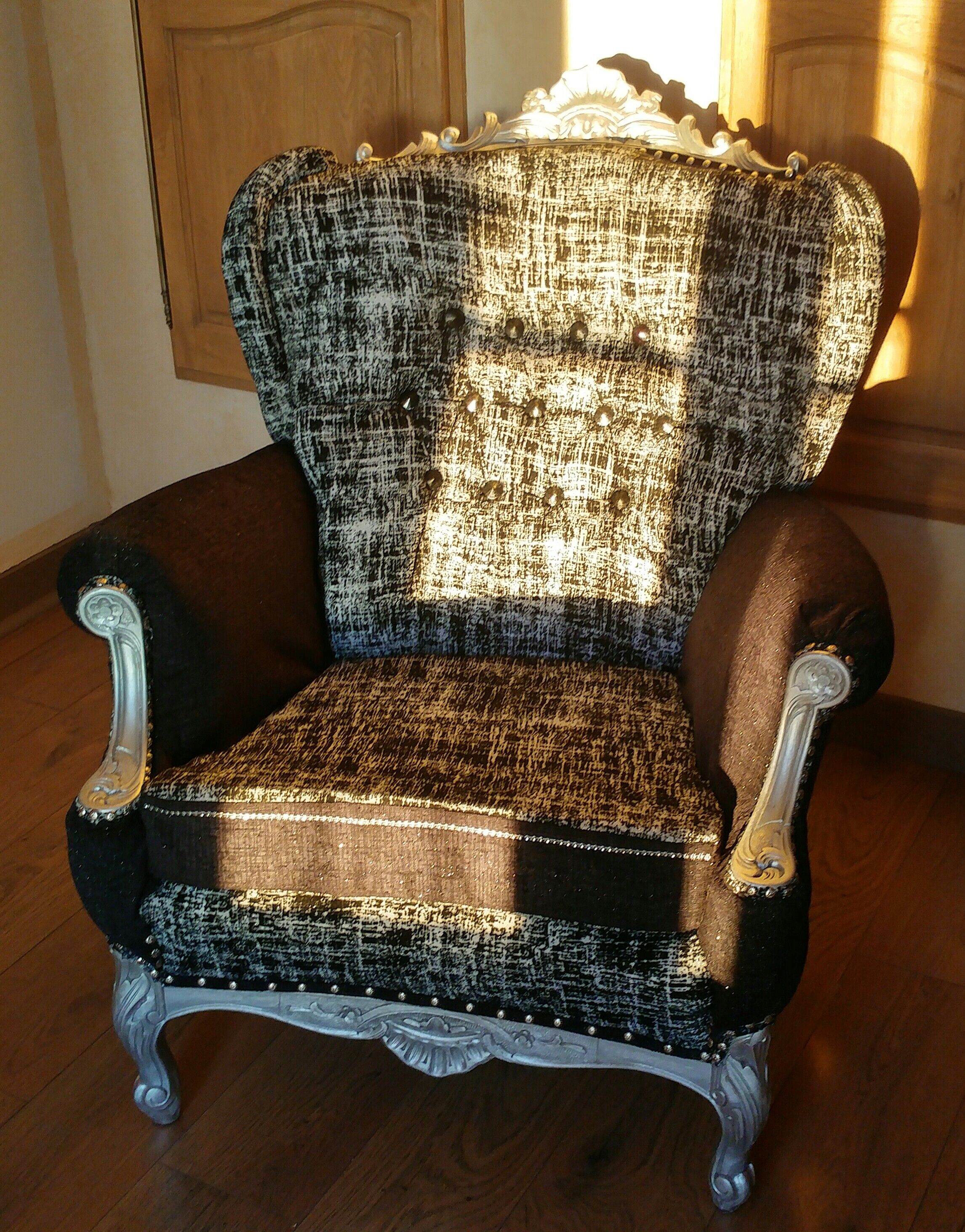 Louis XV style chair