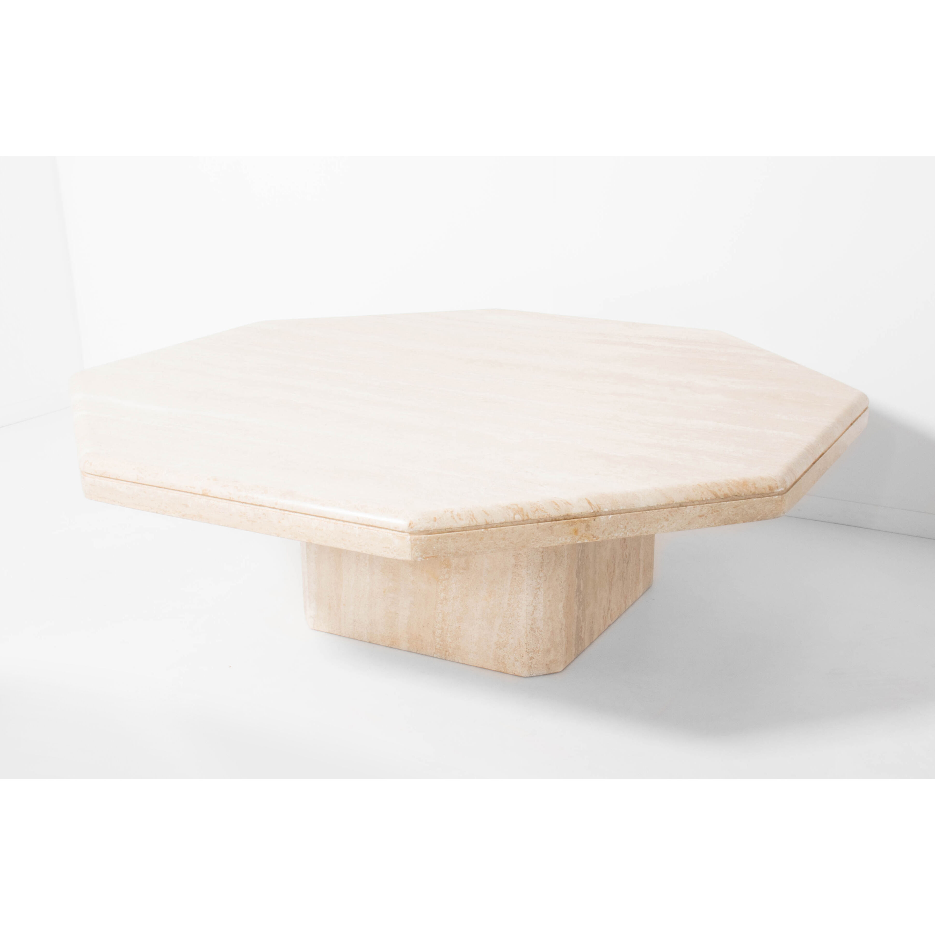 Table basse en travertin